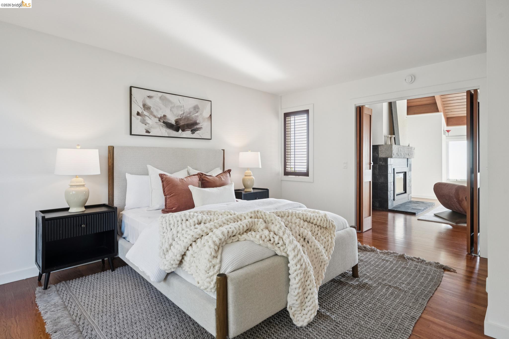 17 Senior Ave