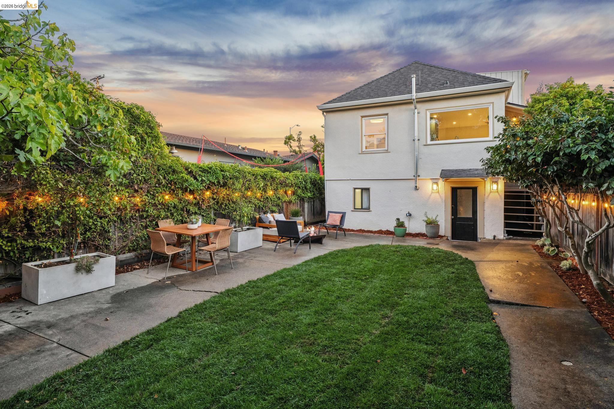 1231 Marin Ave