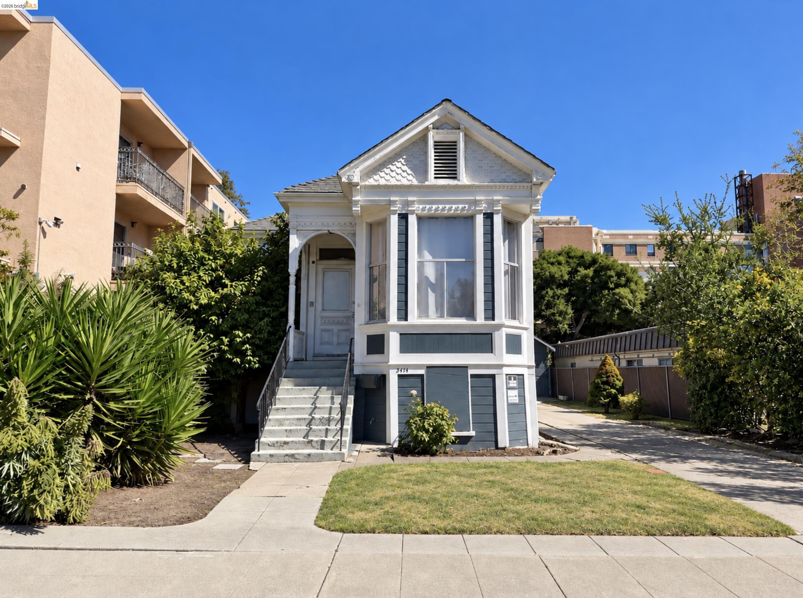 Front Image Thumbnail for EB41151437