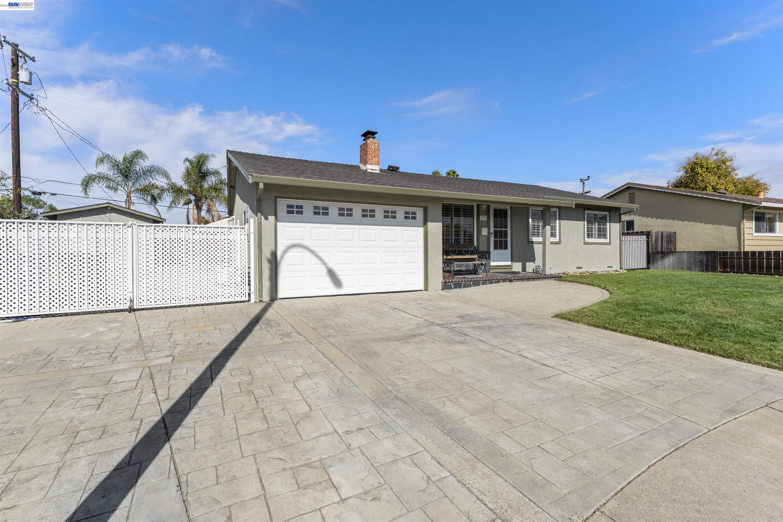 Front Image Thumbnail for BE41151884