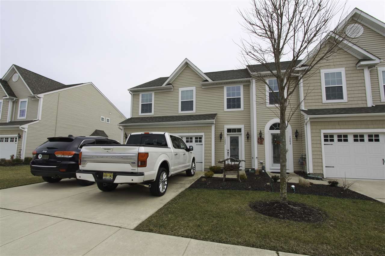 The deSatnick Real Estate Team