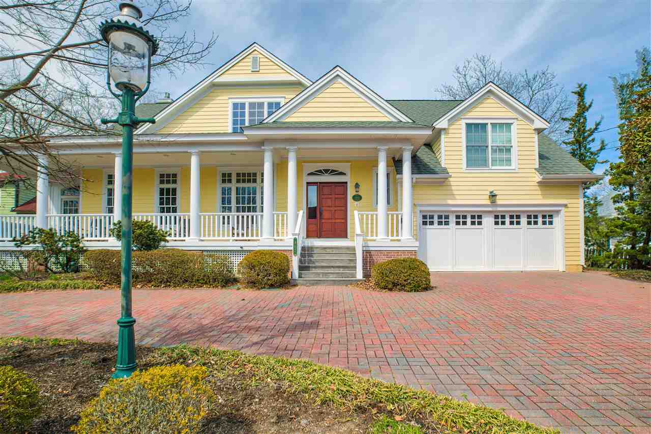 The deSatnick Real Estate Team