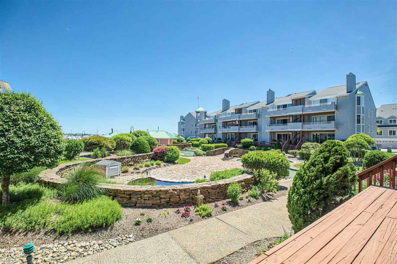 The deSatnick Real Estate Team