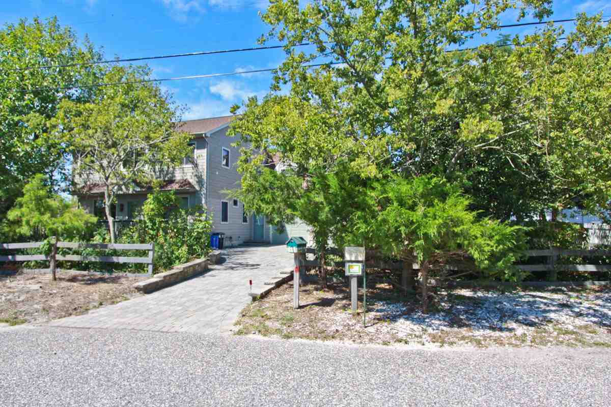 The deSatnick Real Estate Team