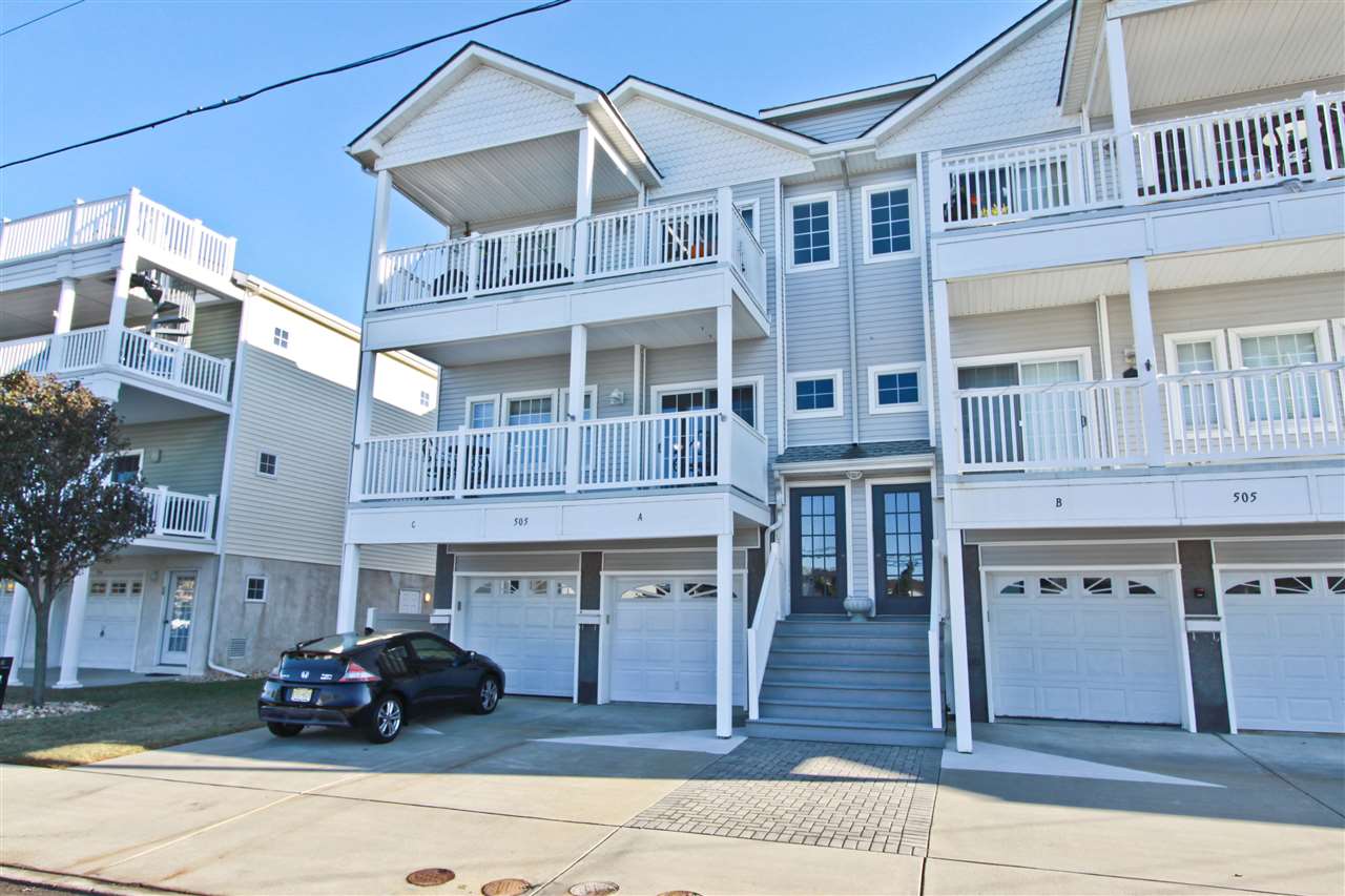 The deSatnick Real Estate Team