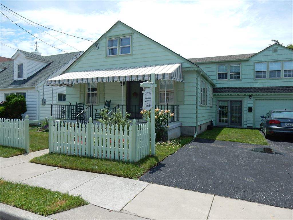 The deSatnick Real Estate Team