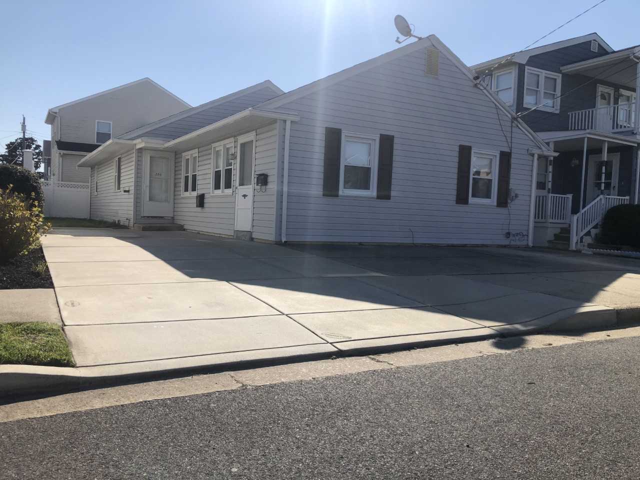 The deSatnick Real Estate Team