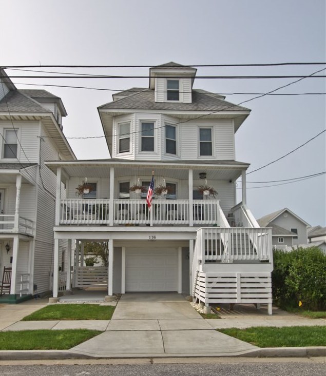 The deSatnick Real Estate Team