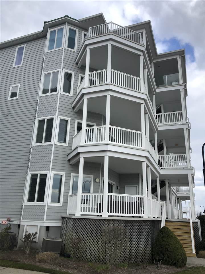 The deSatnick Real Estate Team