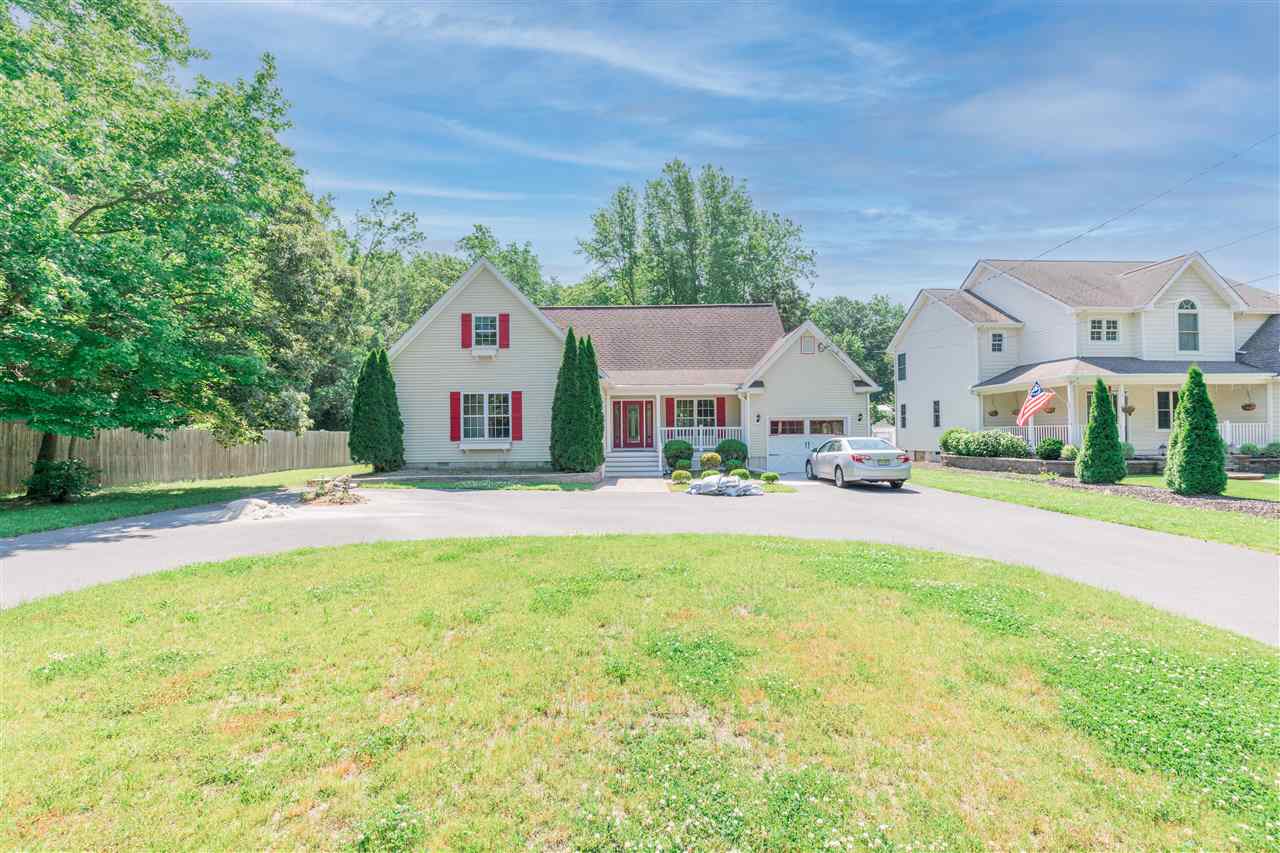 The deSatnick Real Estate Team