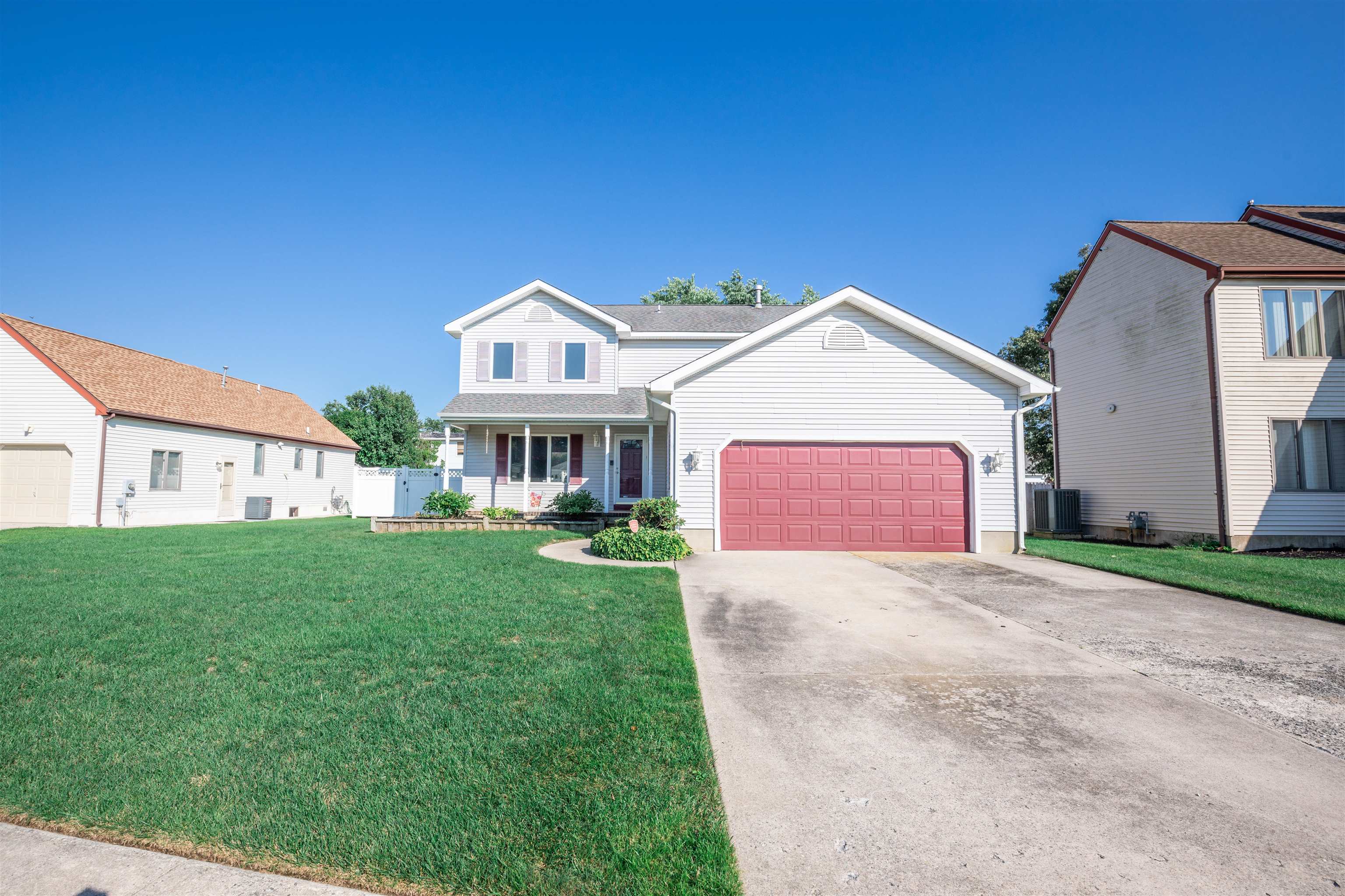 The deSatnick Real Estate Team