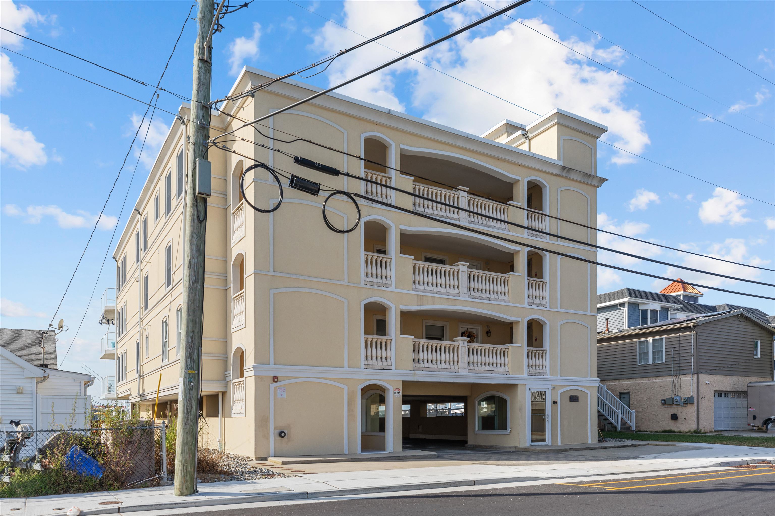 The deSatnick Real Estate Team