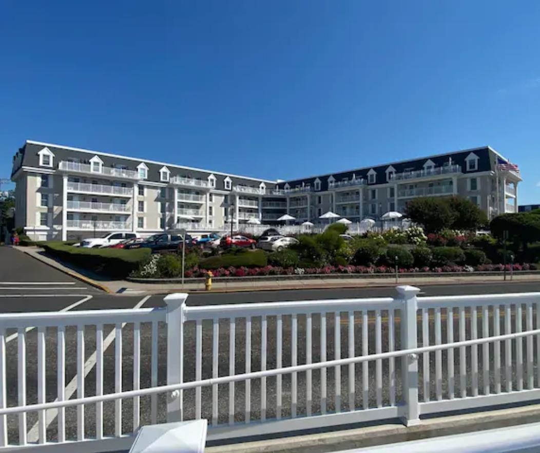 The deSatnick Real Estate Team