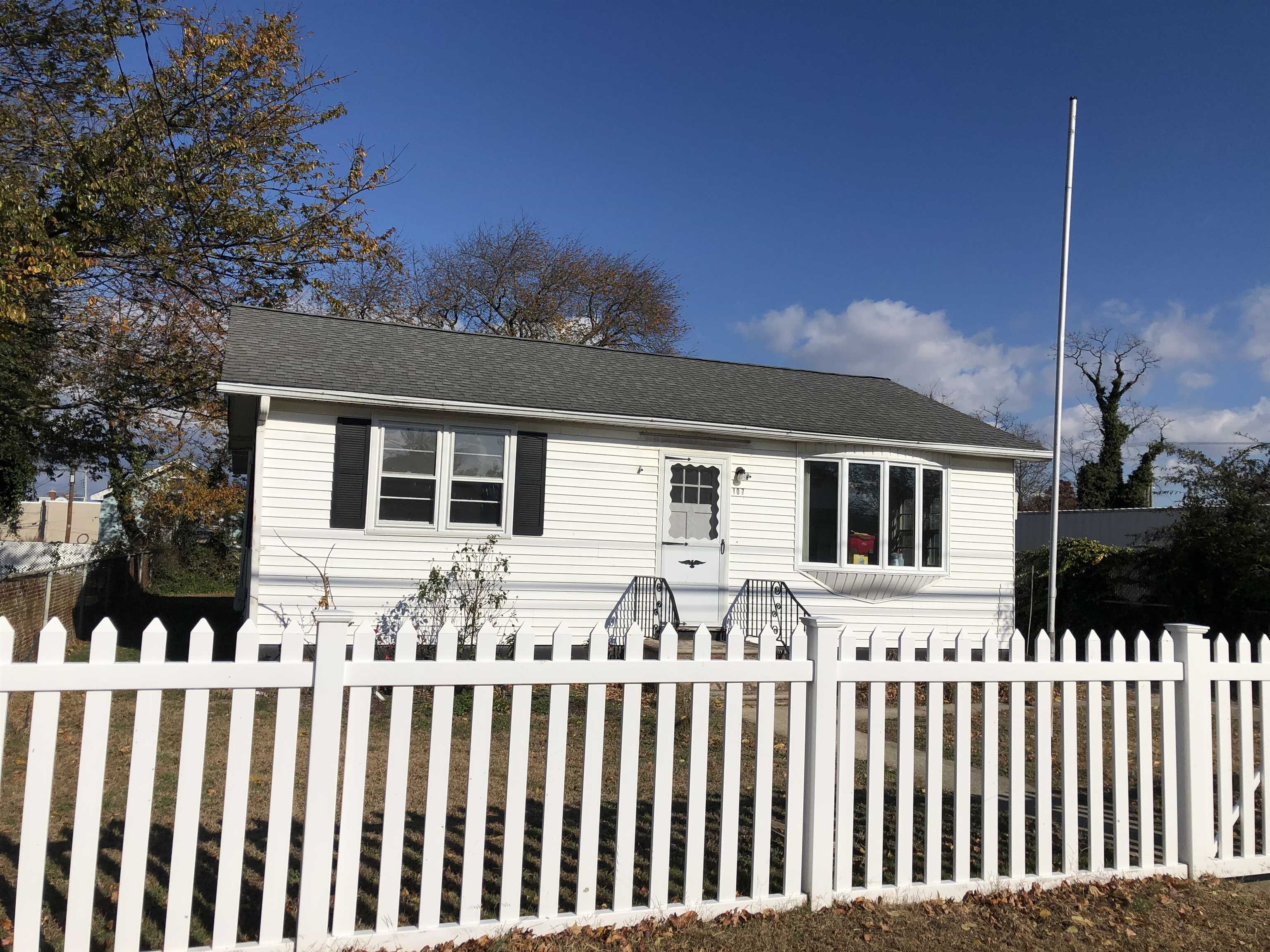 The deSatnick Real Estate Team