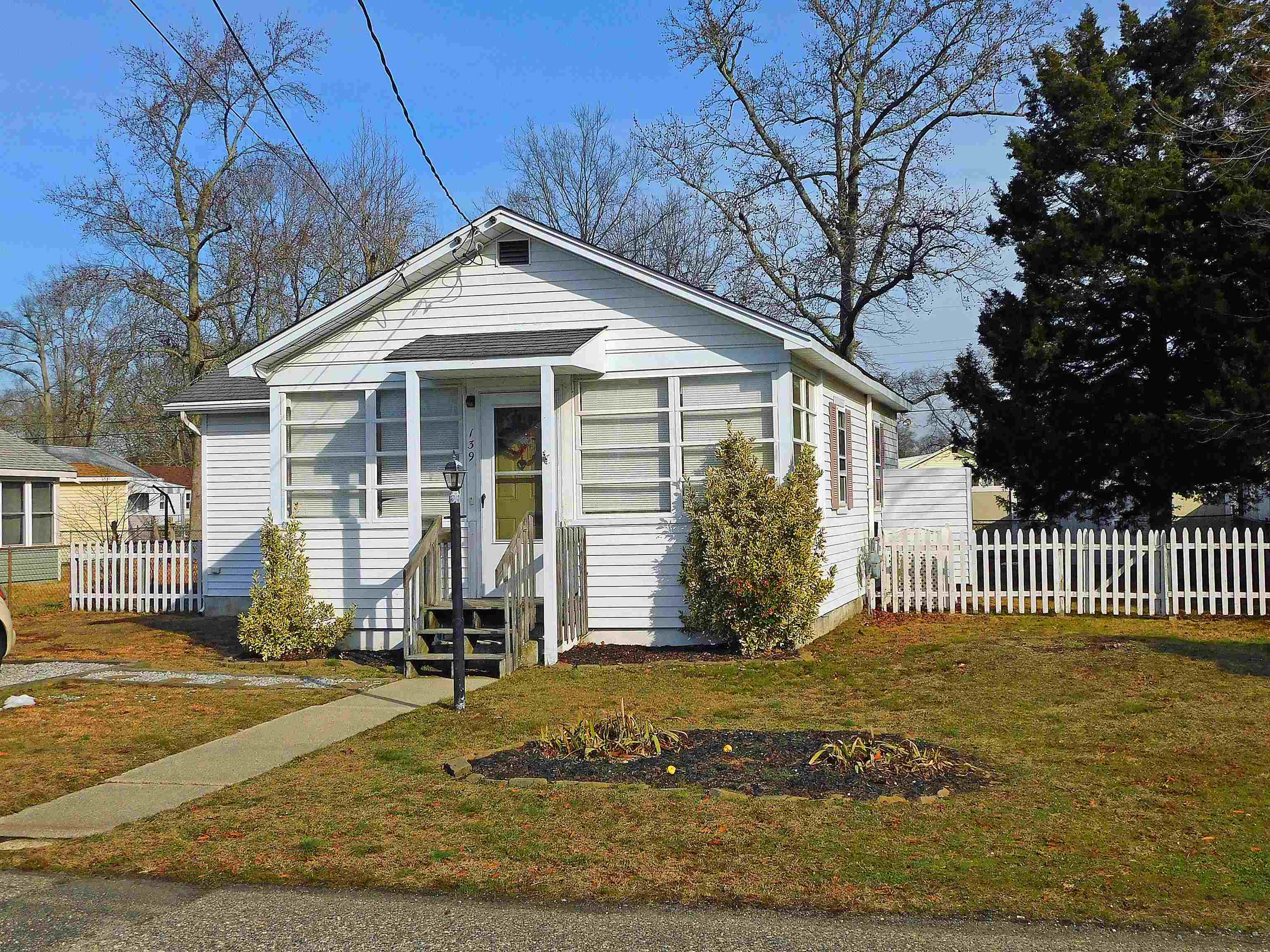 The deSatnick Real Estate Team