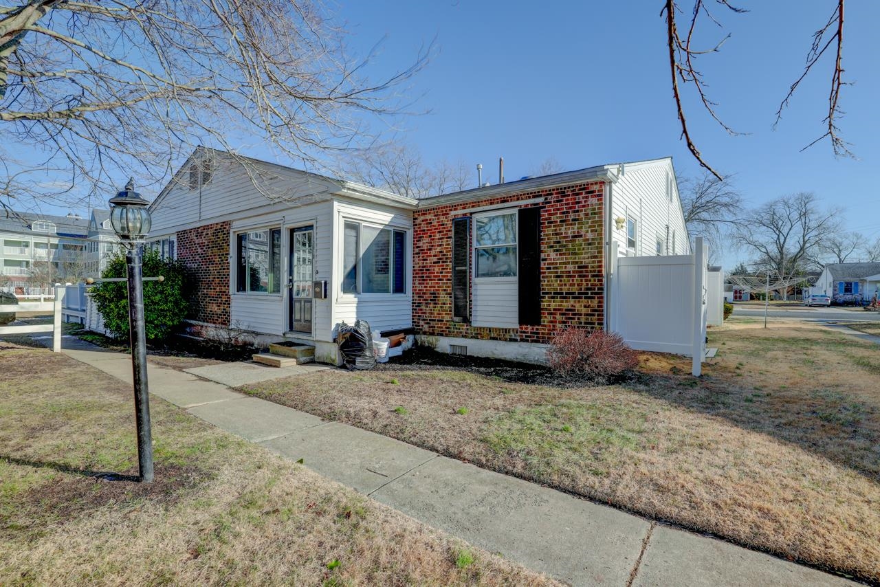 The deSatnick Real Estate Team