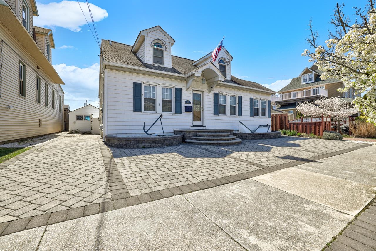 The deSatnick Real Estate Team