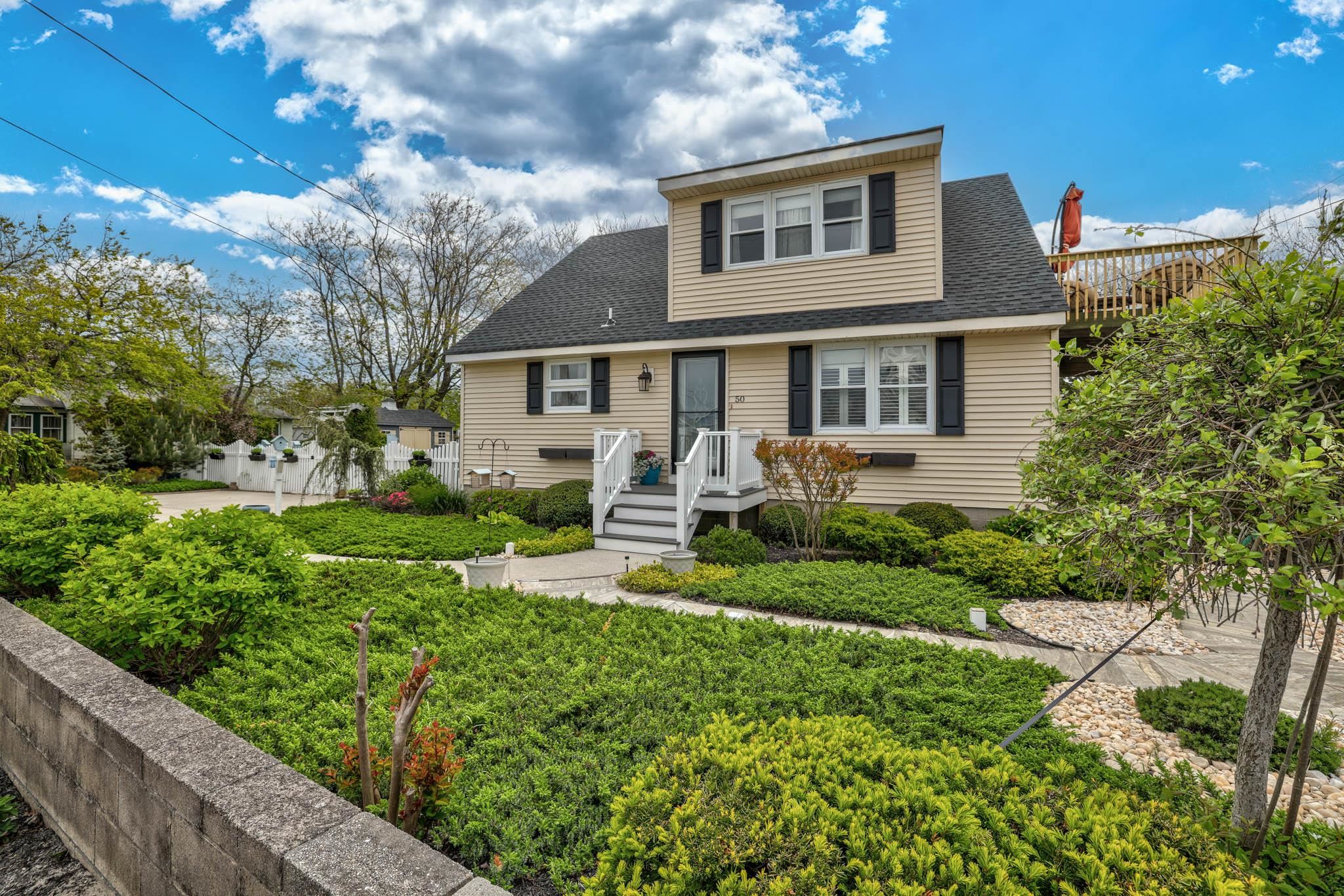 The deSatnick Real Estate Team