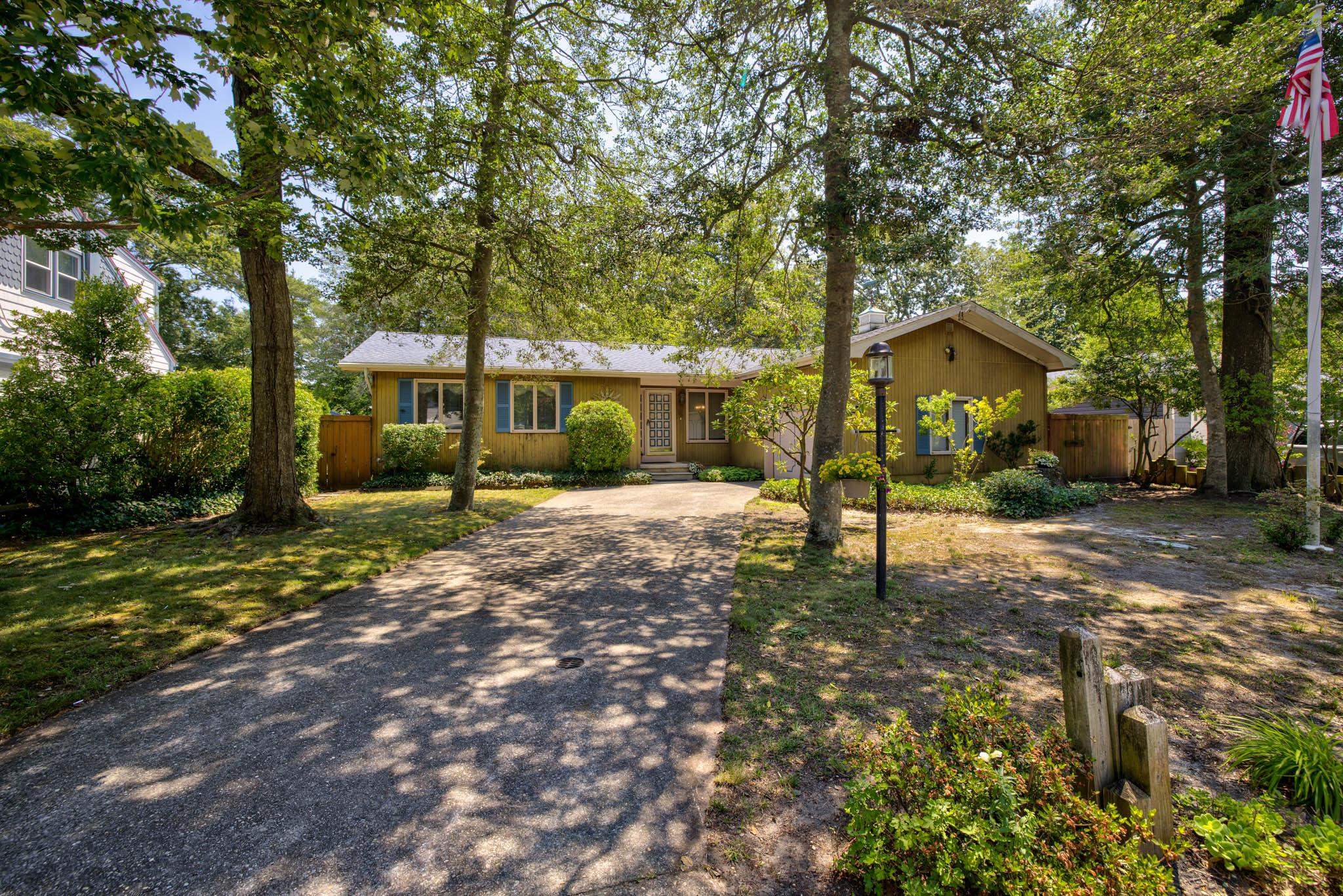 The deSatnick Real Estate Team