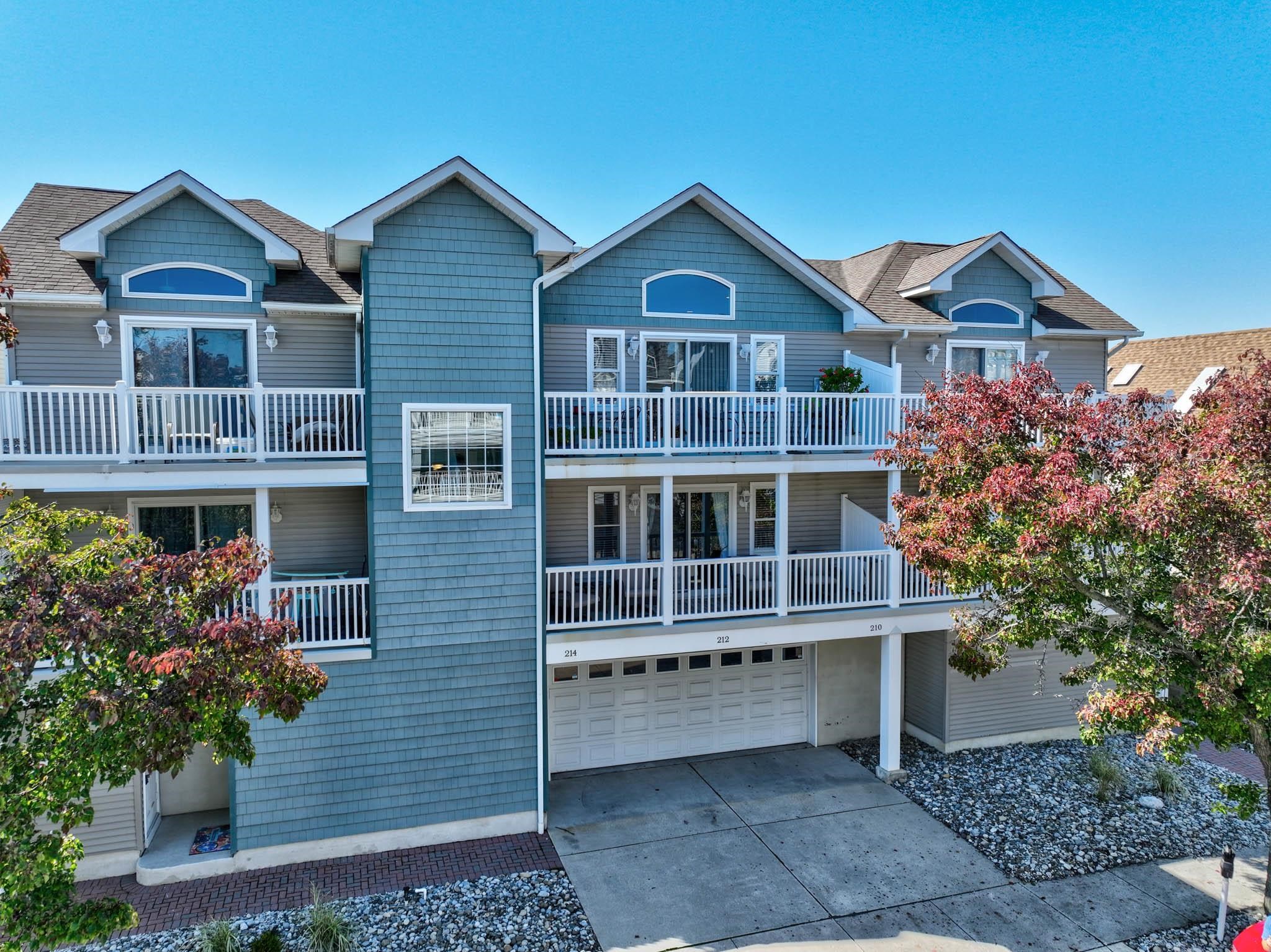 The deSatnick Real Estate Team