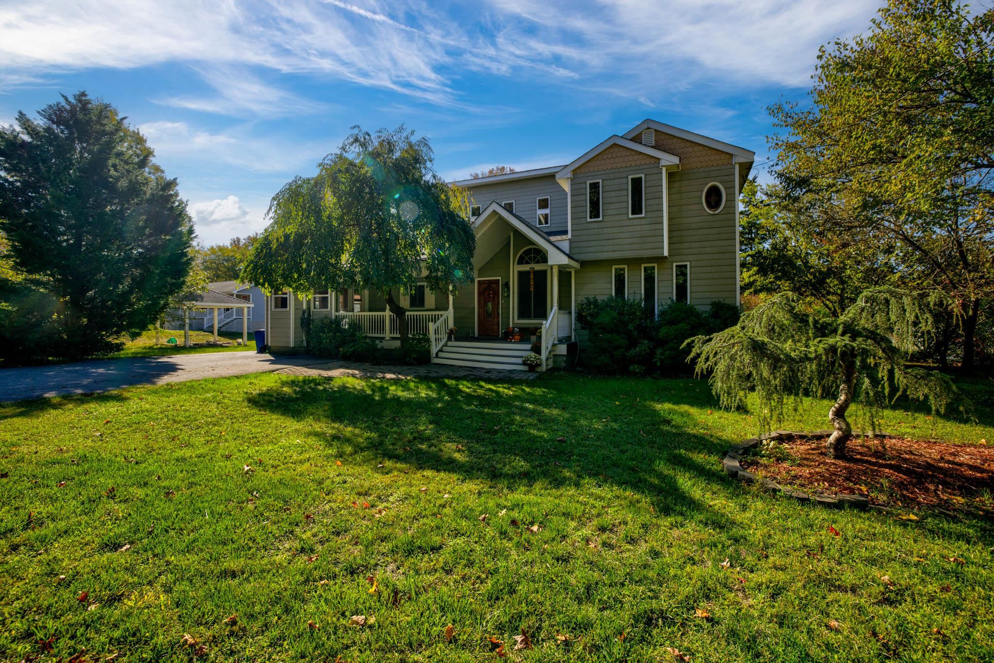 The deSatnick Real Estate Team