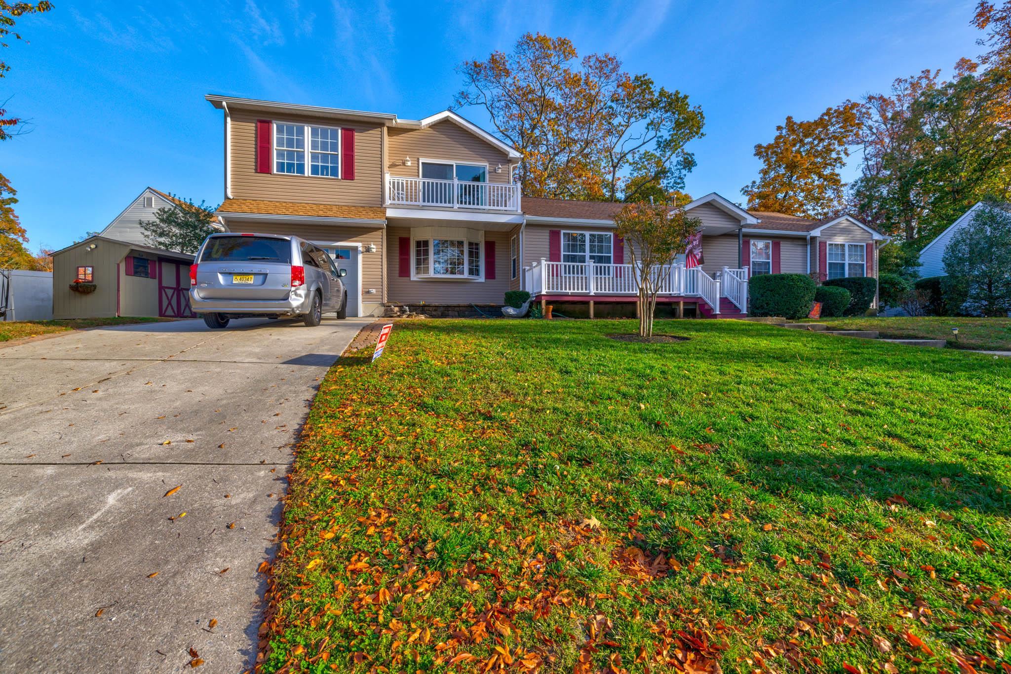 The deSatnick Real Estate Team