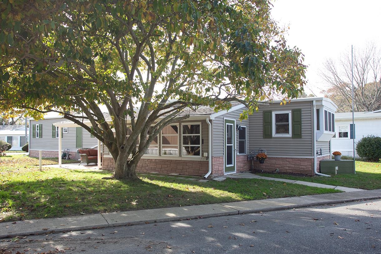 The deSatnick Real Estate Team