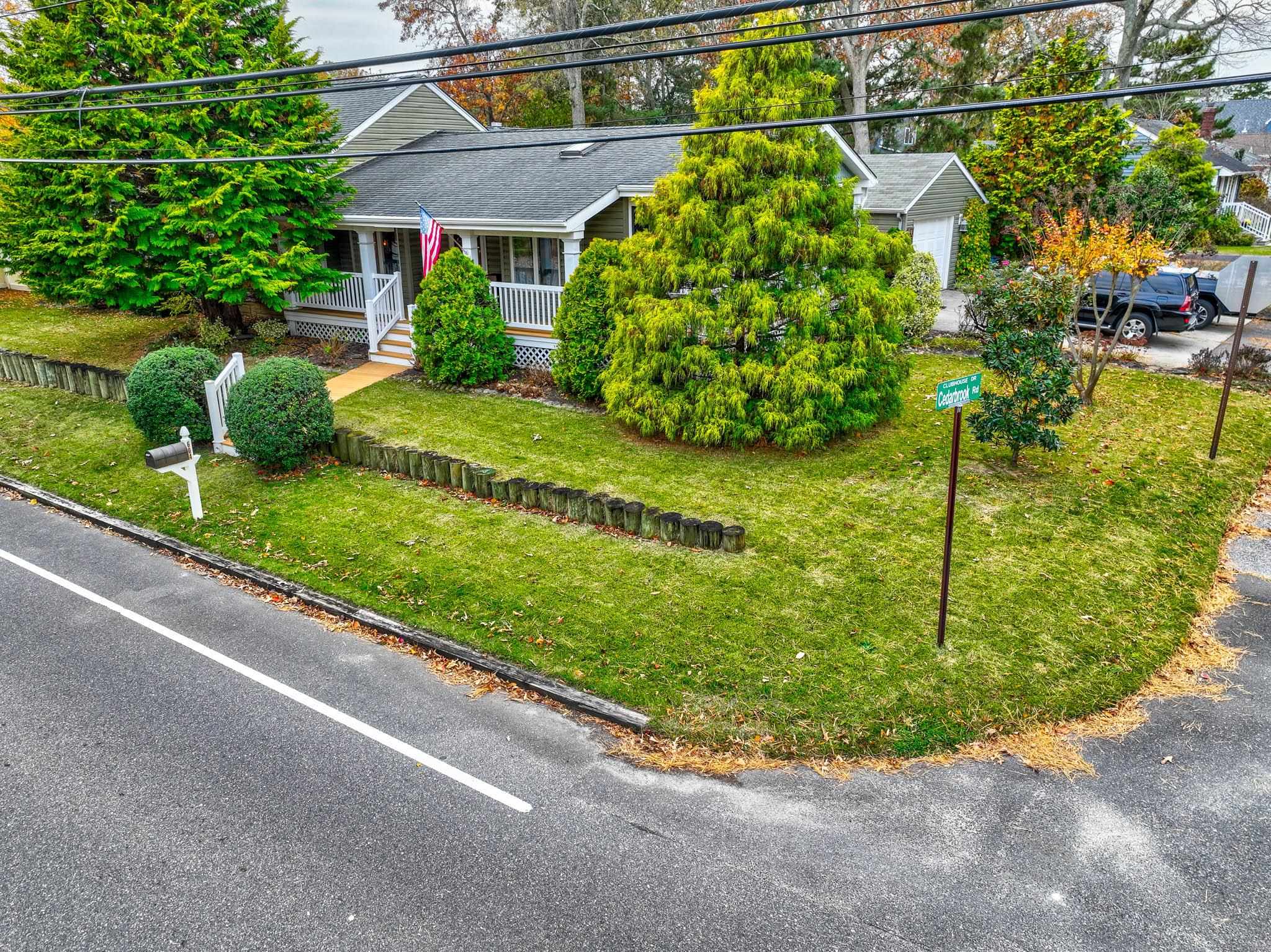 The deSatnick Real Estate Team