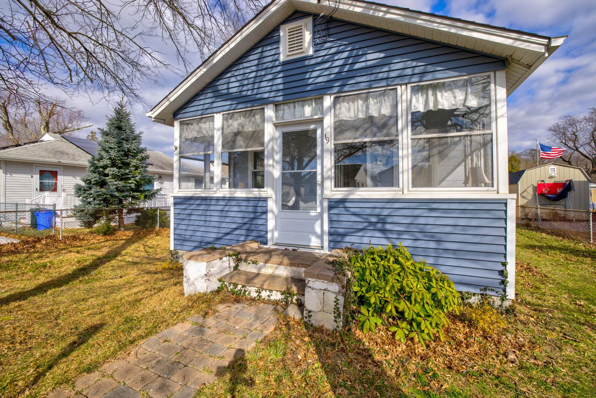 The deSatnick Real Estate Team