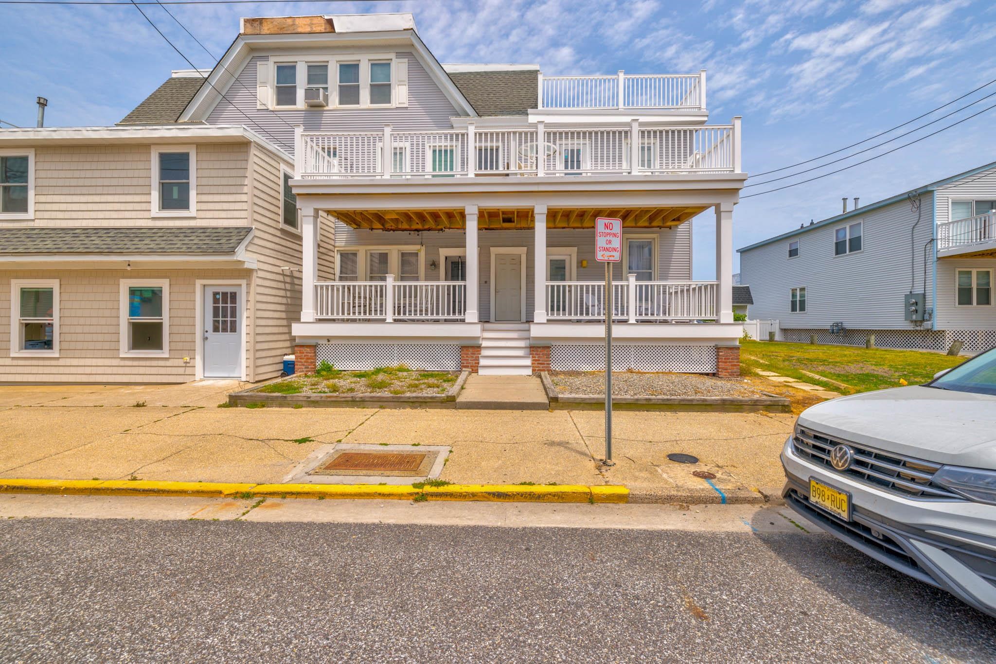 The deSatnick Real Estate Team