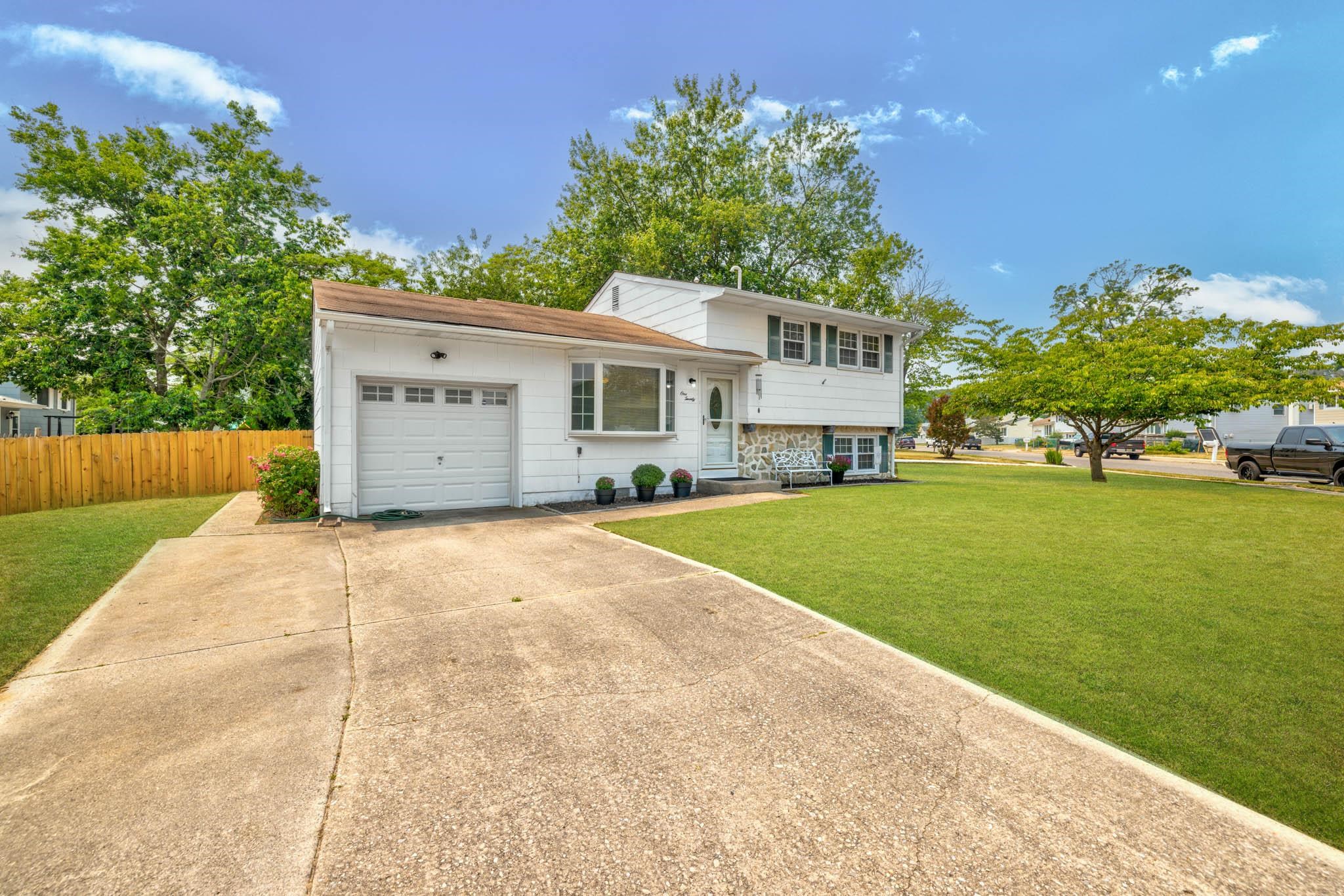 The deSatnick Real Estate Team