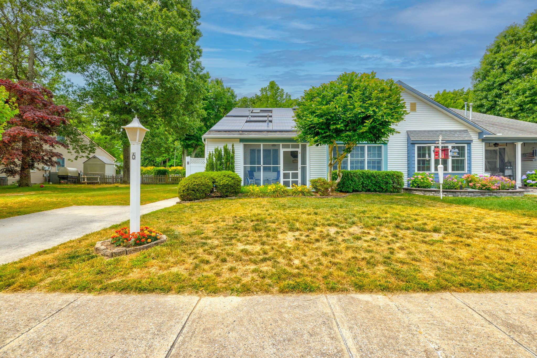 The deSatnick Real Estate Team