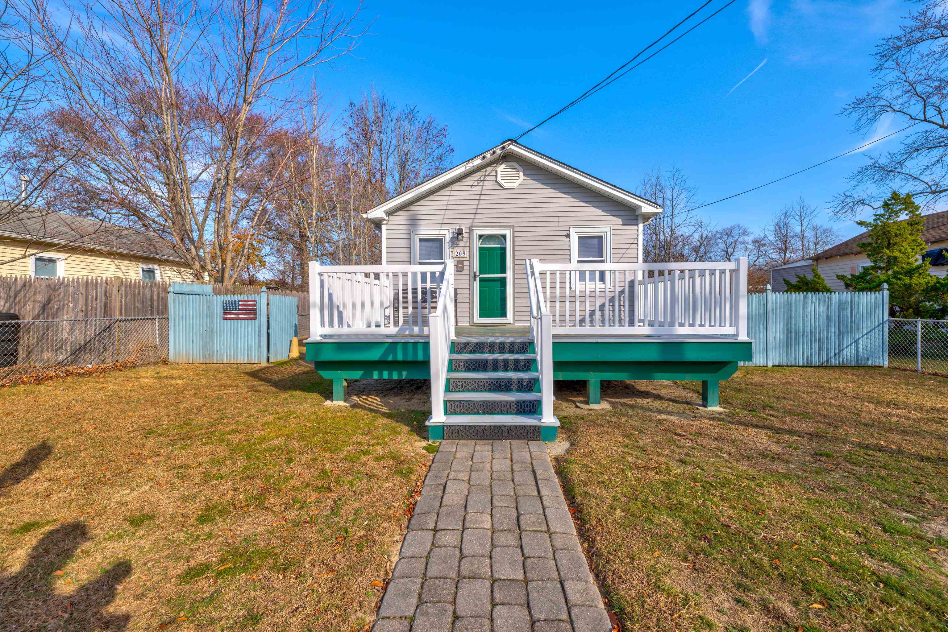 The deSatnick Real Estate Team