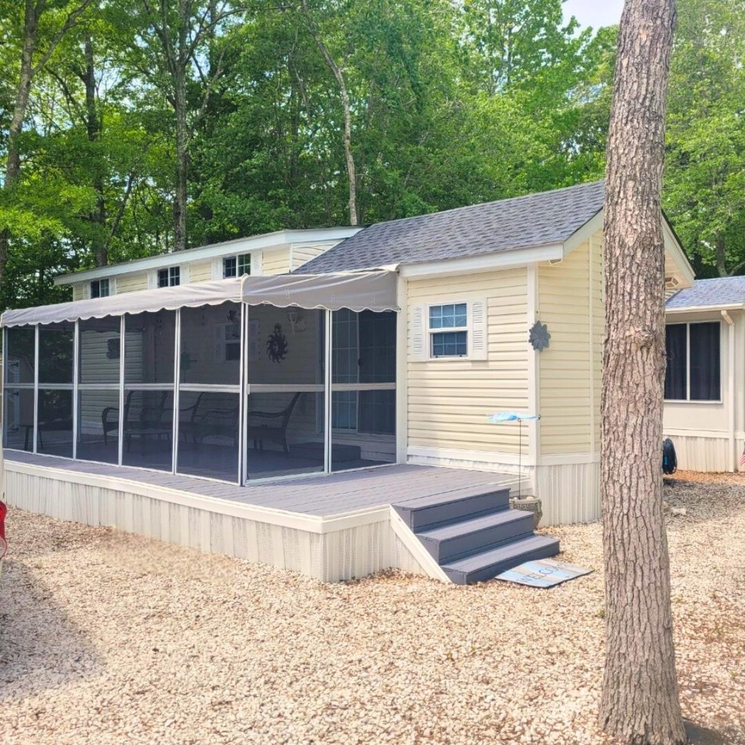 The deSatnick Real Estate Team