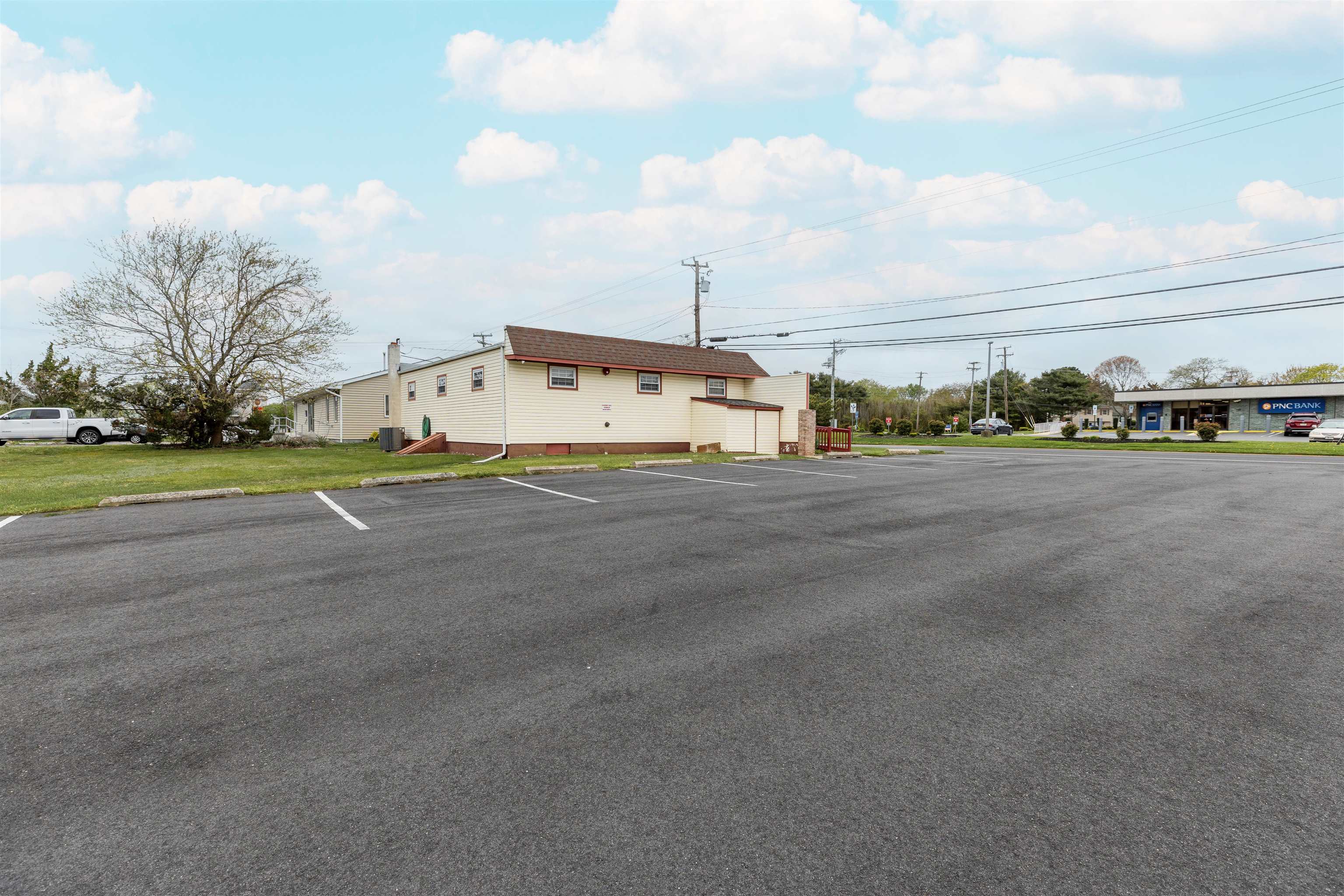 3802 Bayshore Road - Picture 31