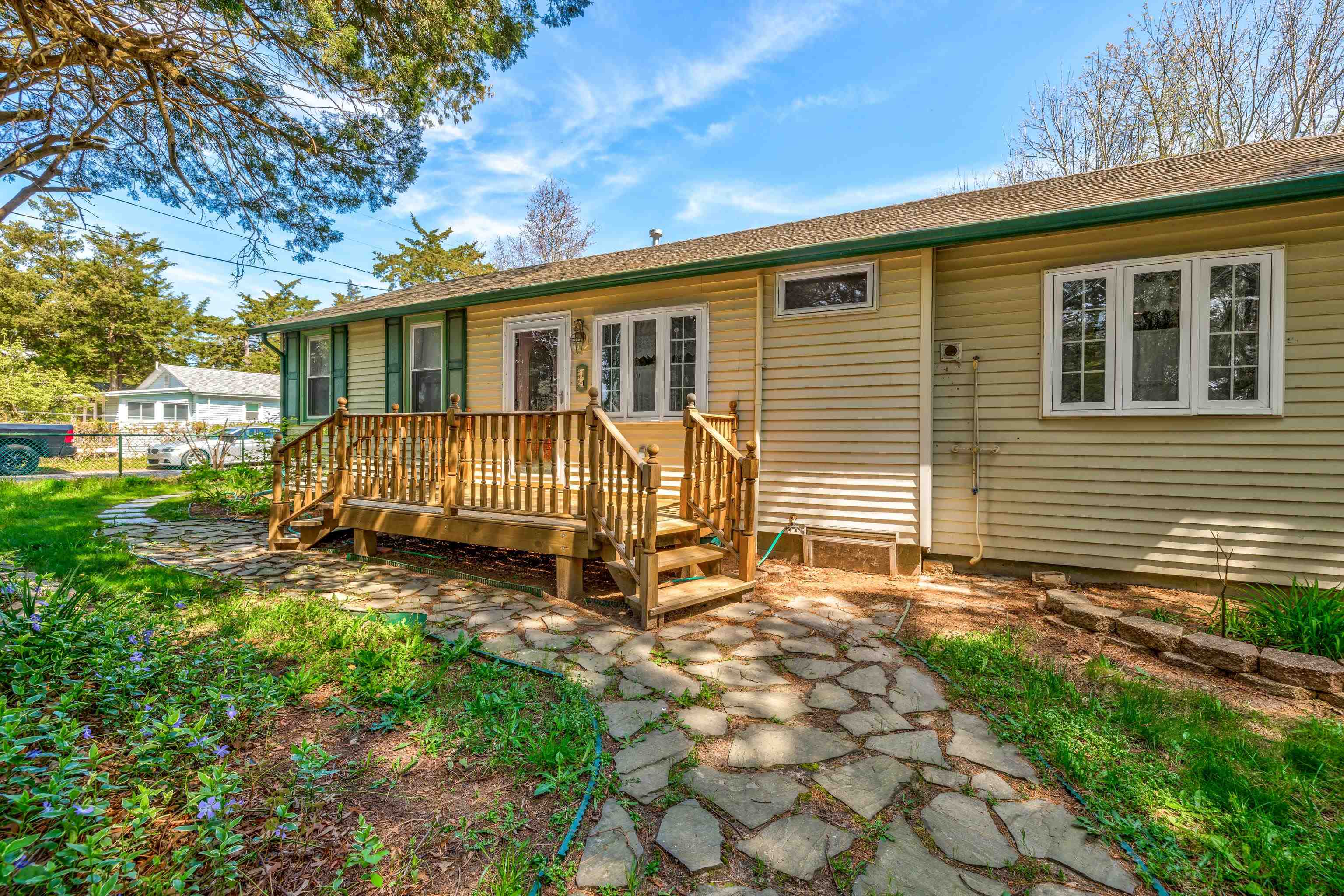 The deSatnick Real Estate Team