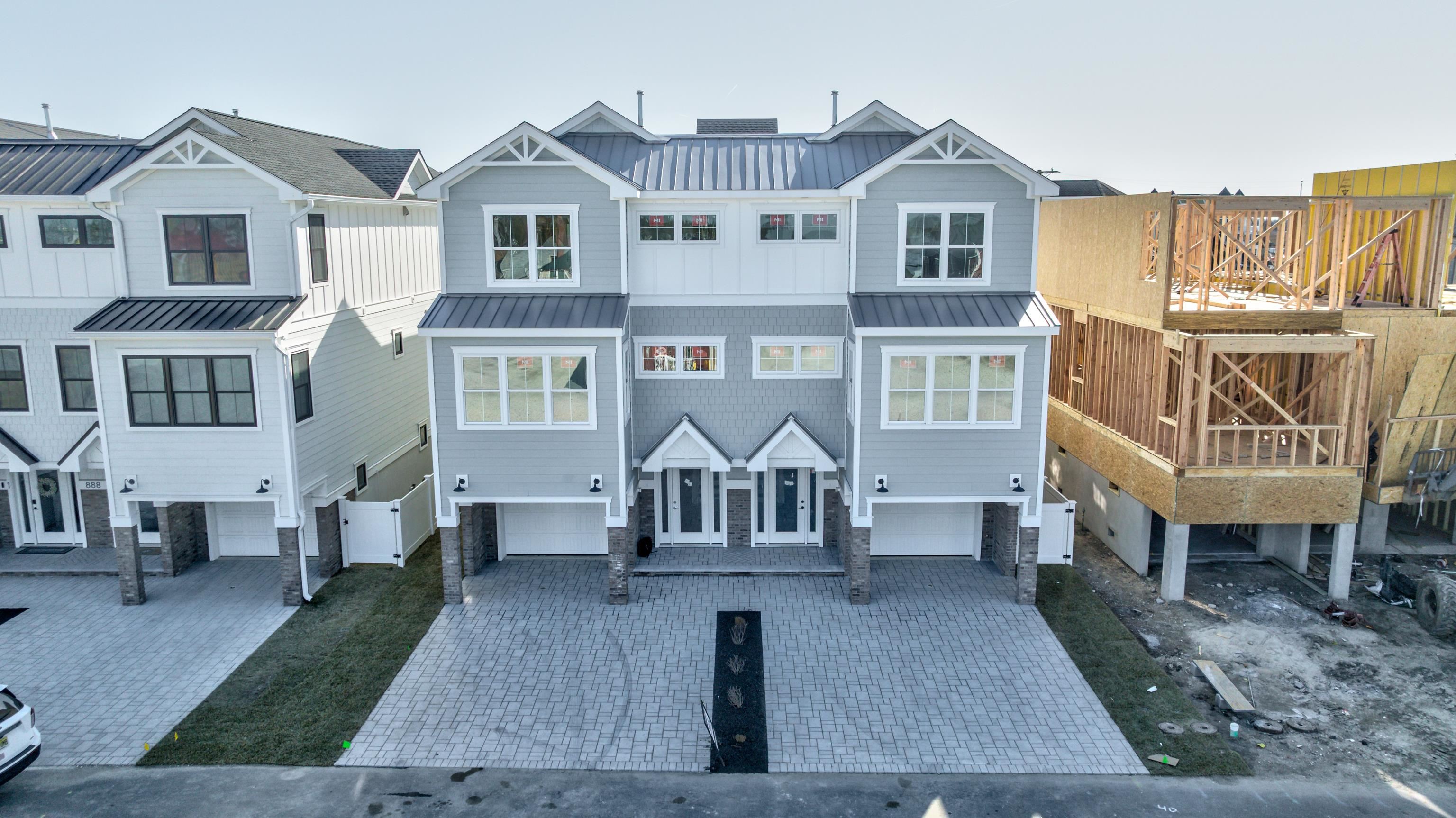 The deSatnick Real Estate Team