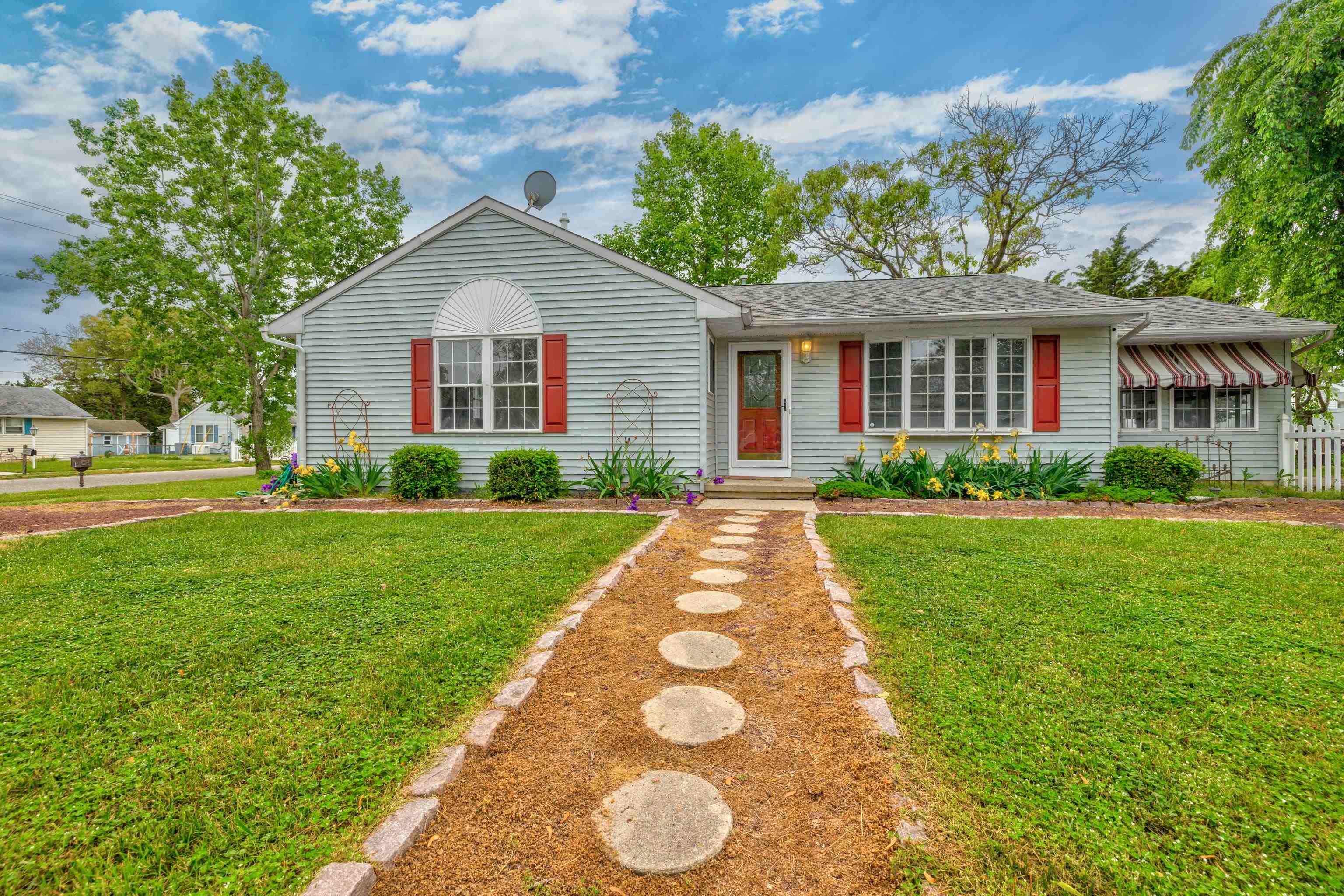 The deSatnick Real Estate Team