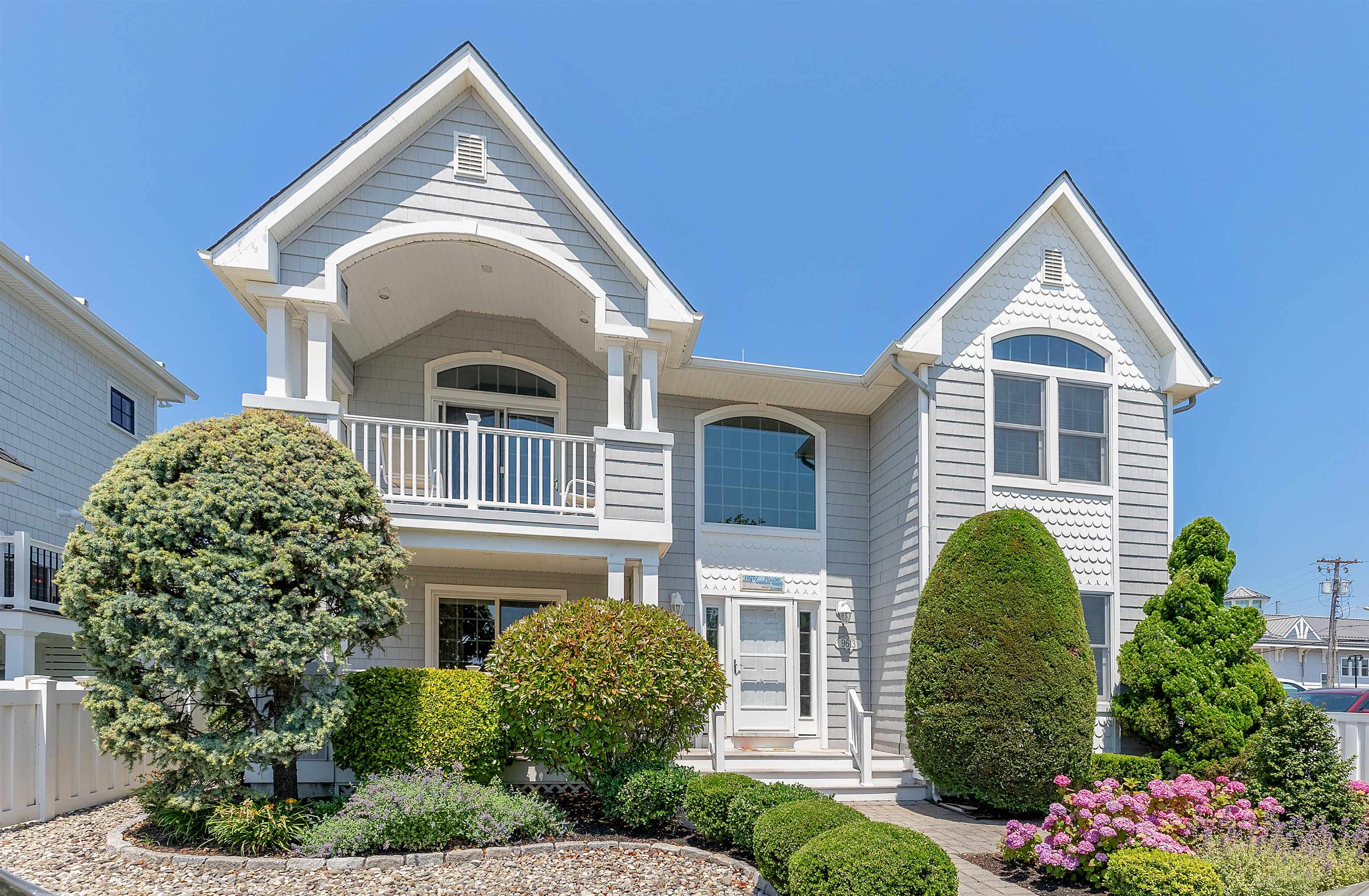 9613 Seng Place - Picture 1