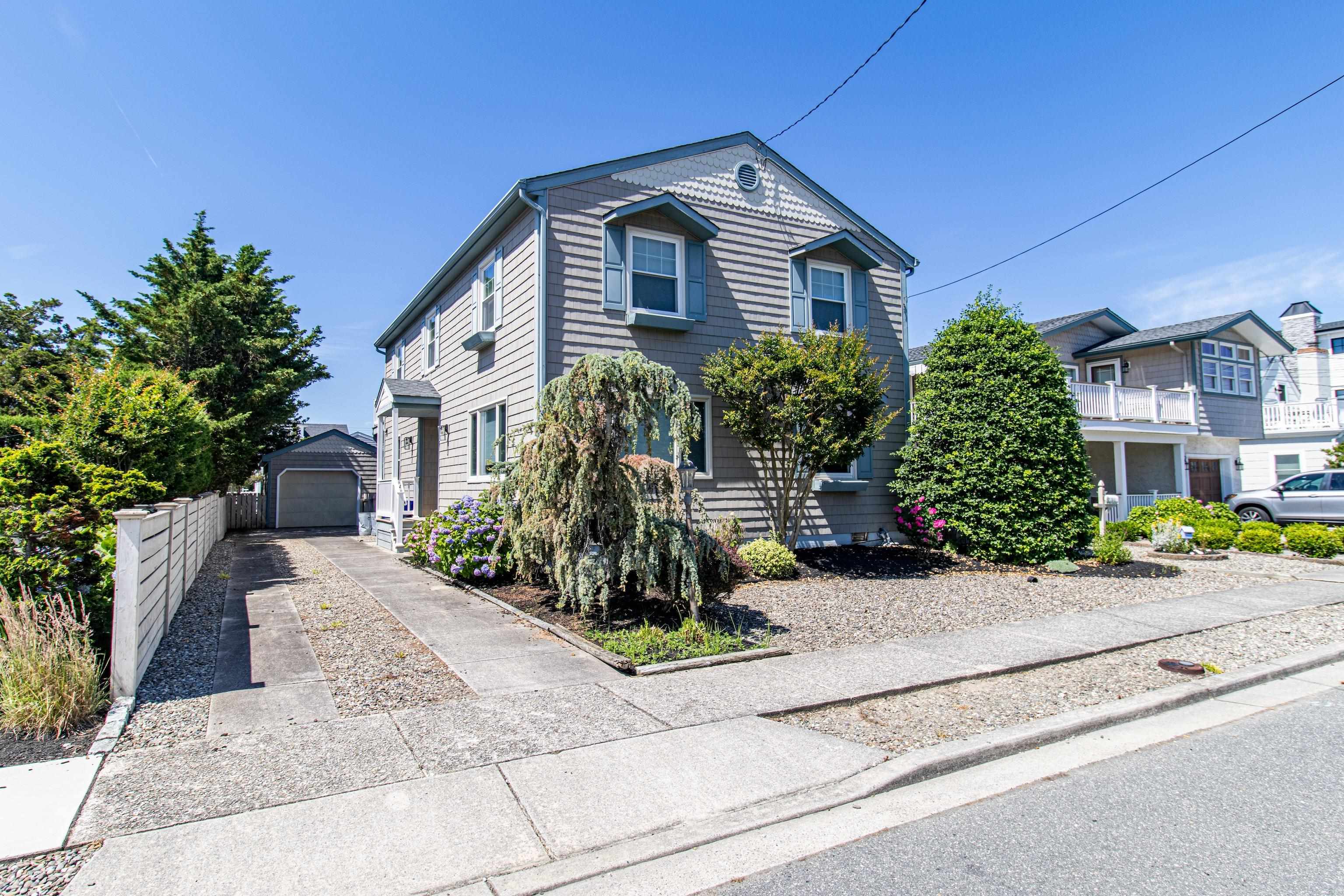 26 W 17th Street - Picture 1