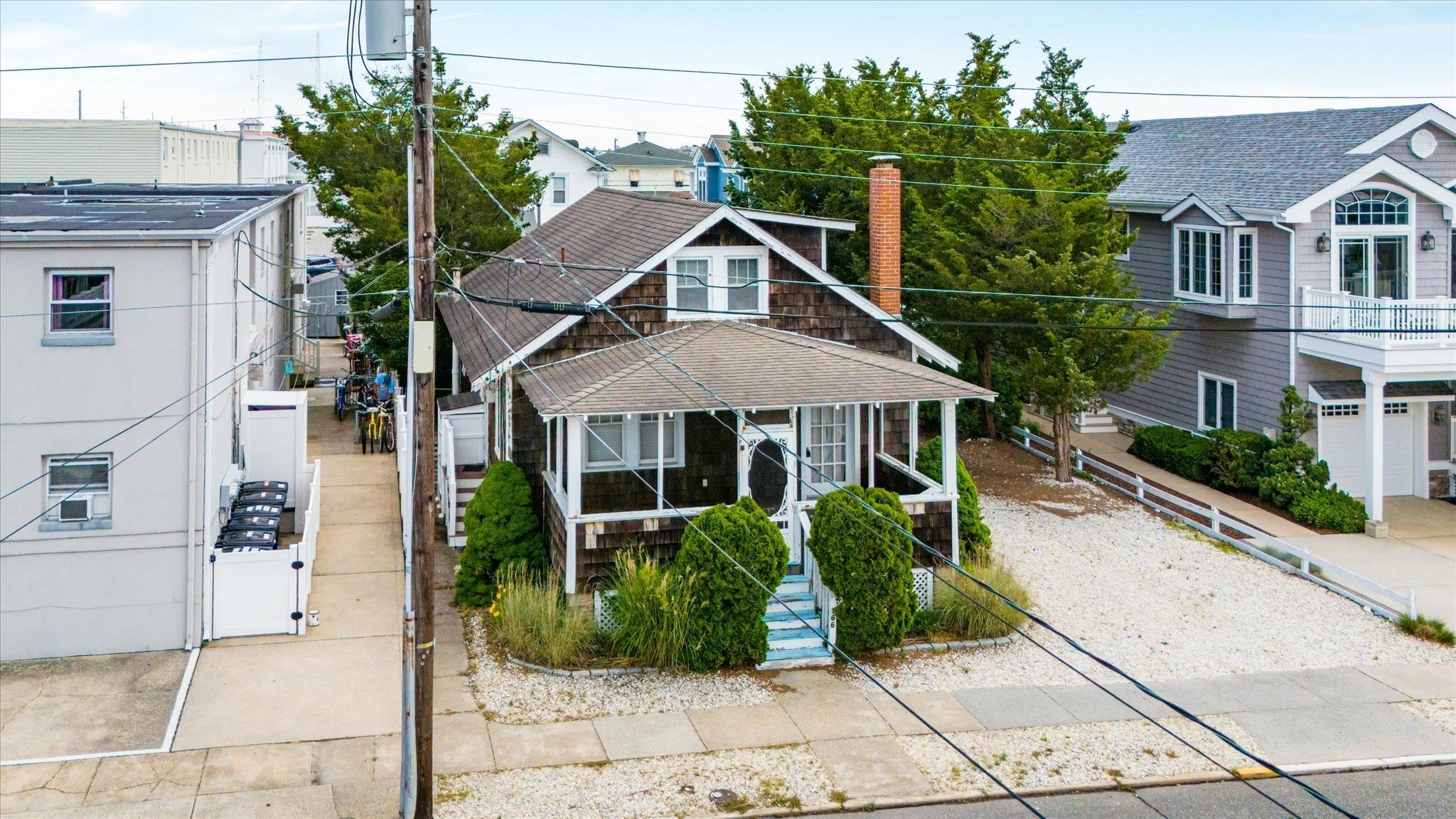 166 99th Street - Picture 1