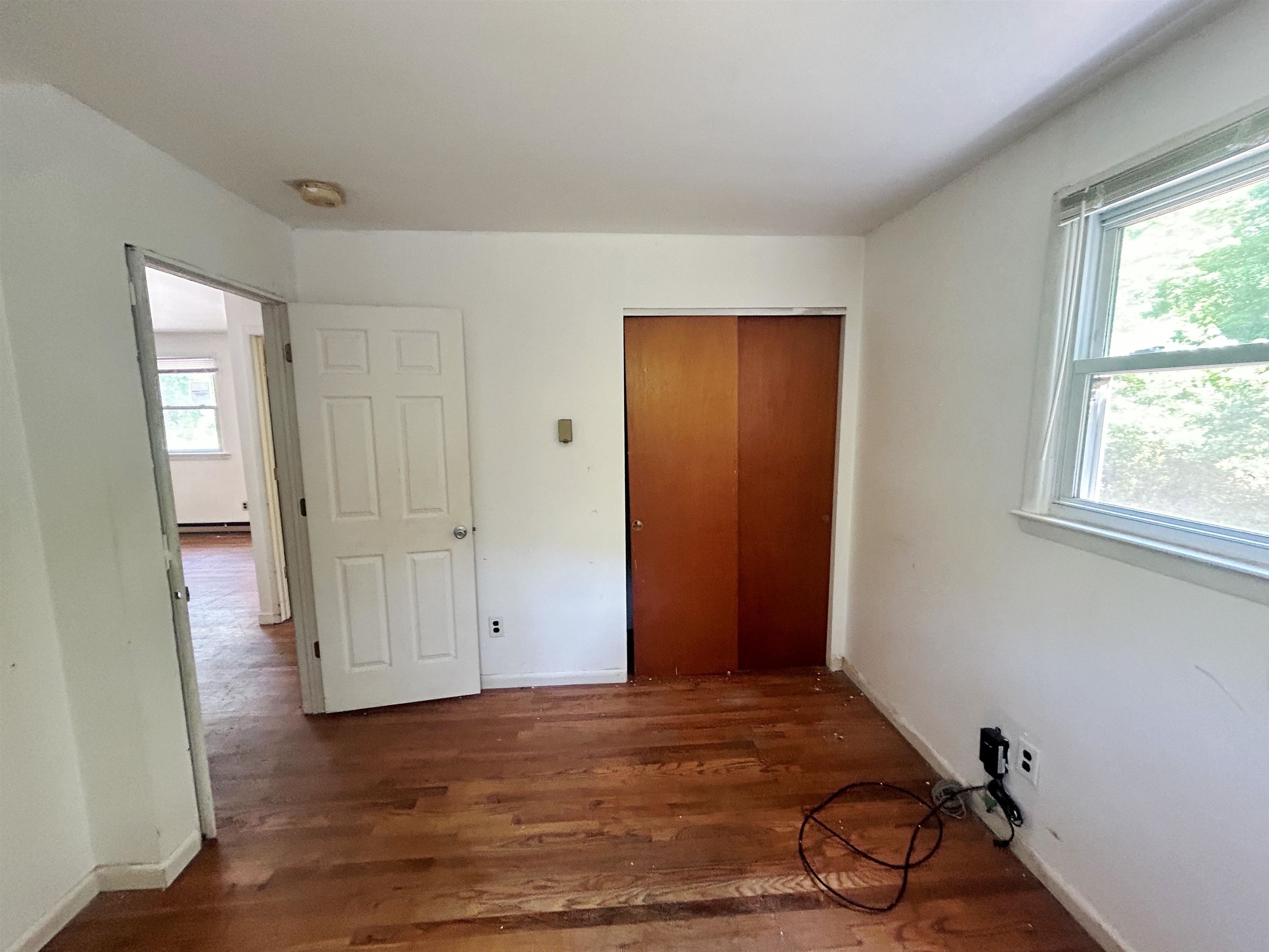 242080 | Photo 11
