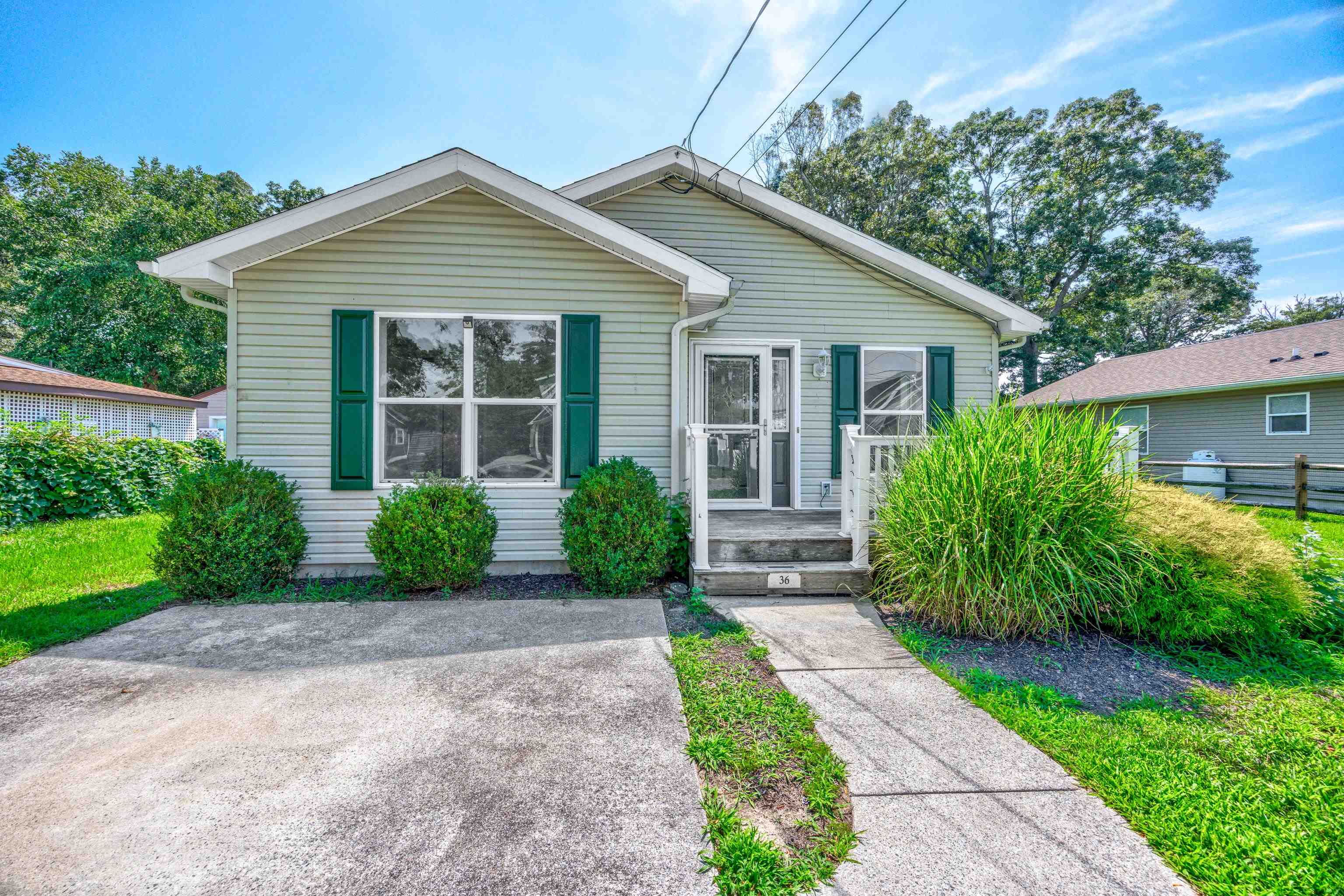 The deSatnick Real Estate Team