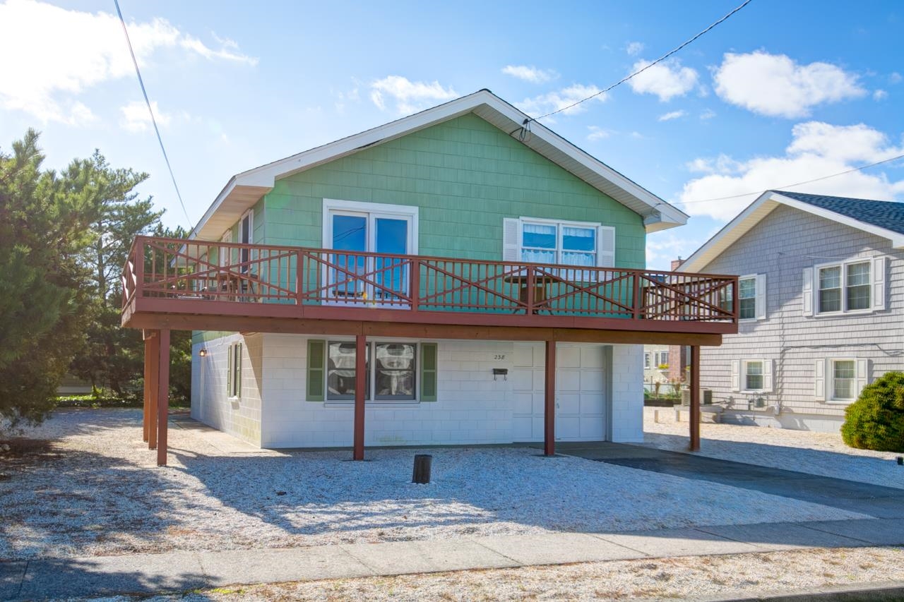 238 68th Street - Picture 1