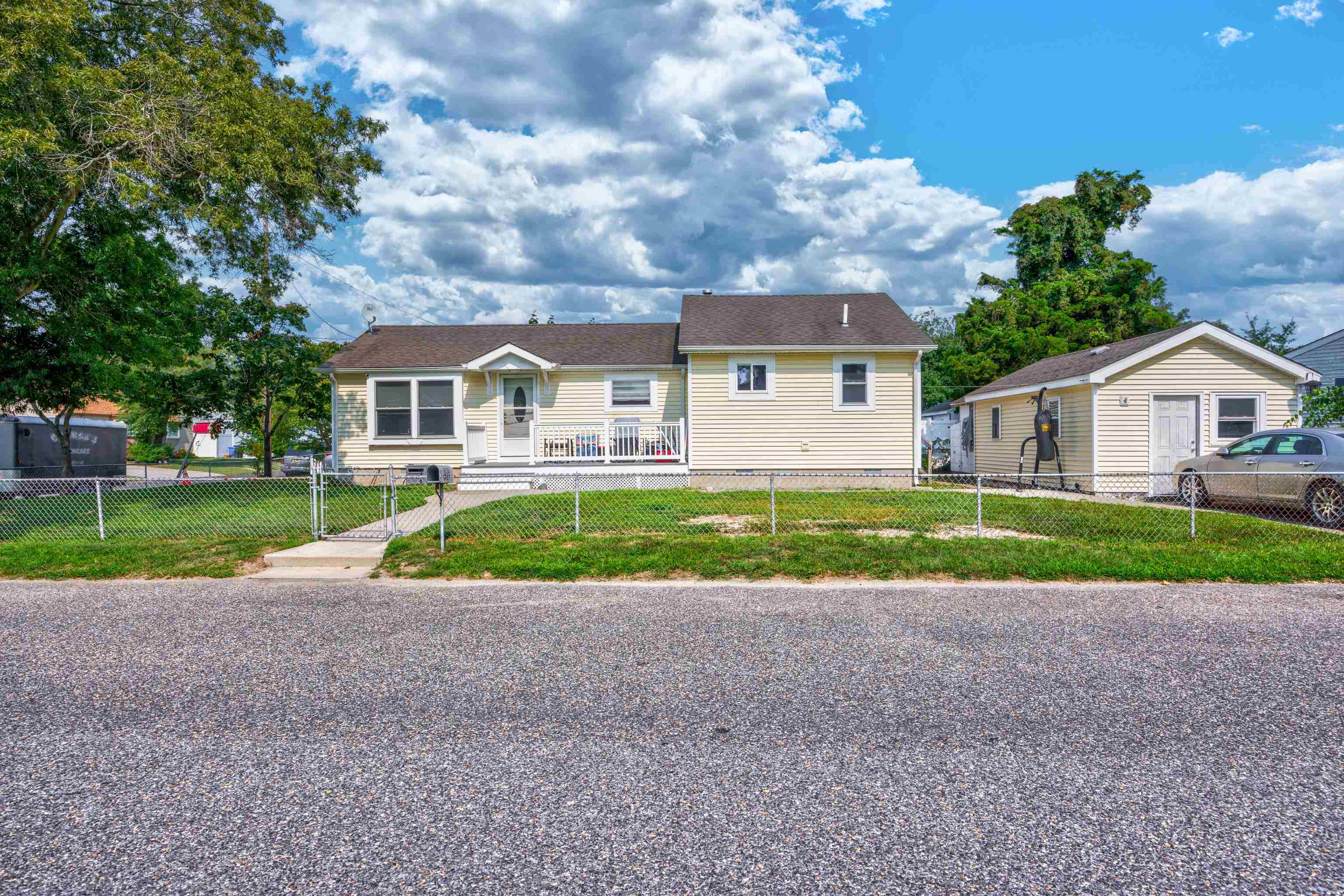 The deSatnick Real Estate Team