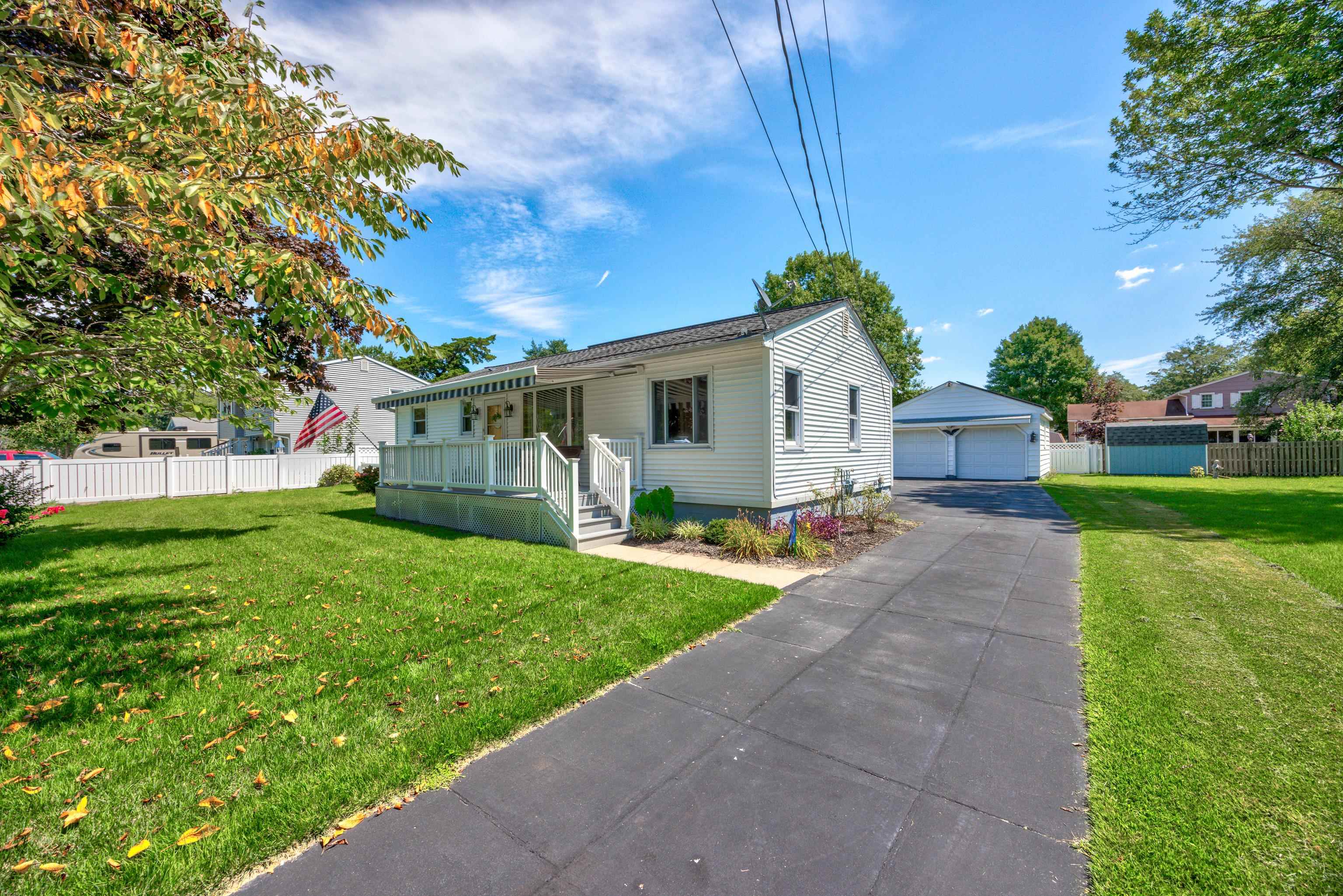 The deSatnick Real Estate Team