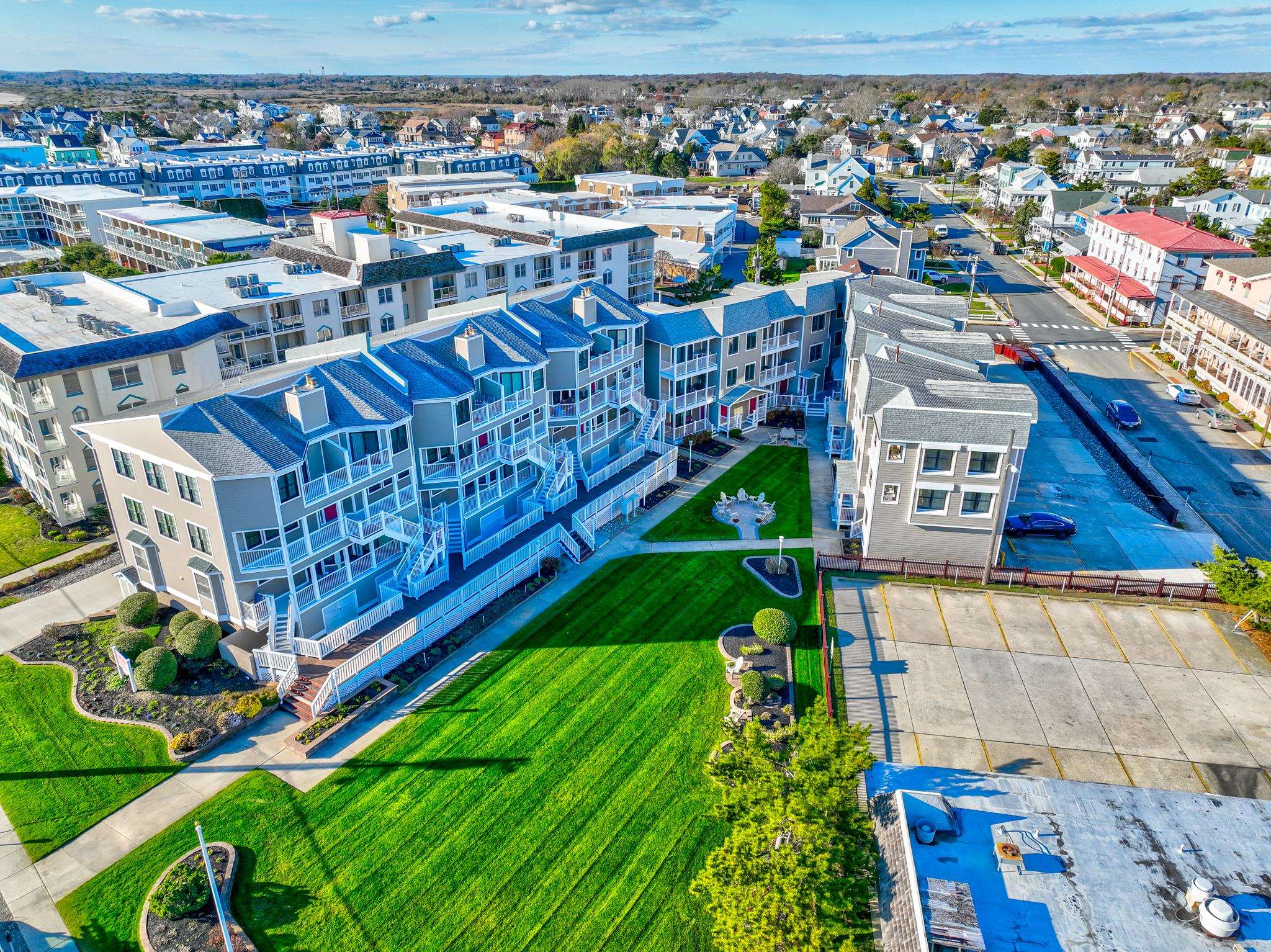 The deSatnick Real Estate Team