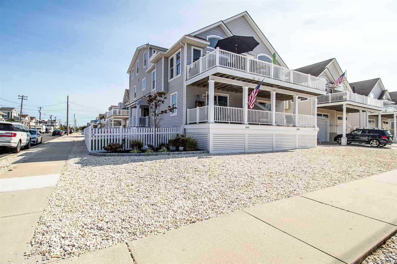 2601 Ocean Drive - Picture 1