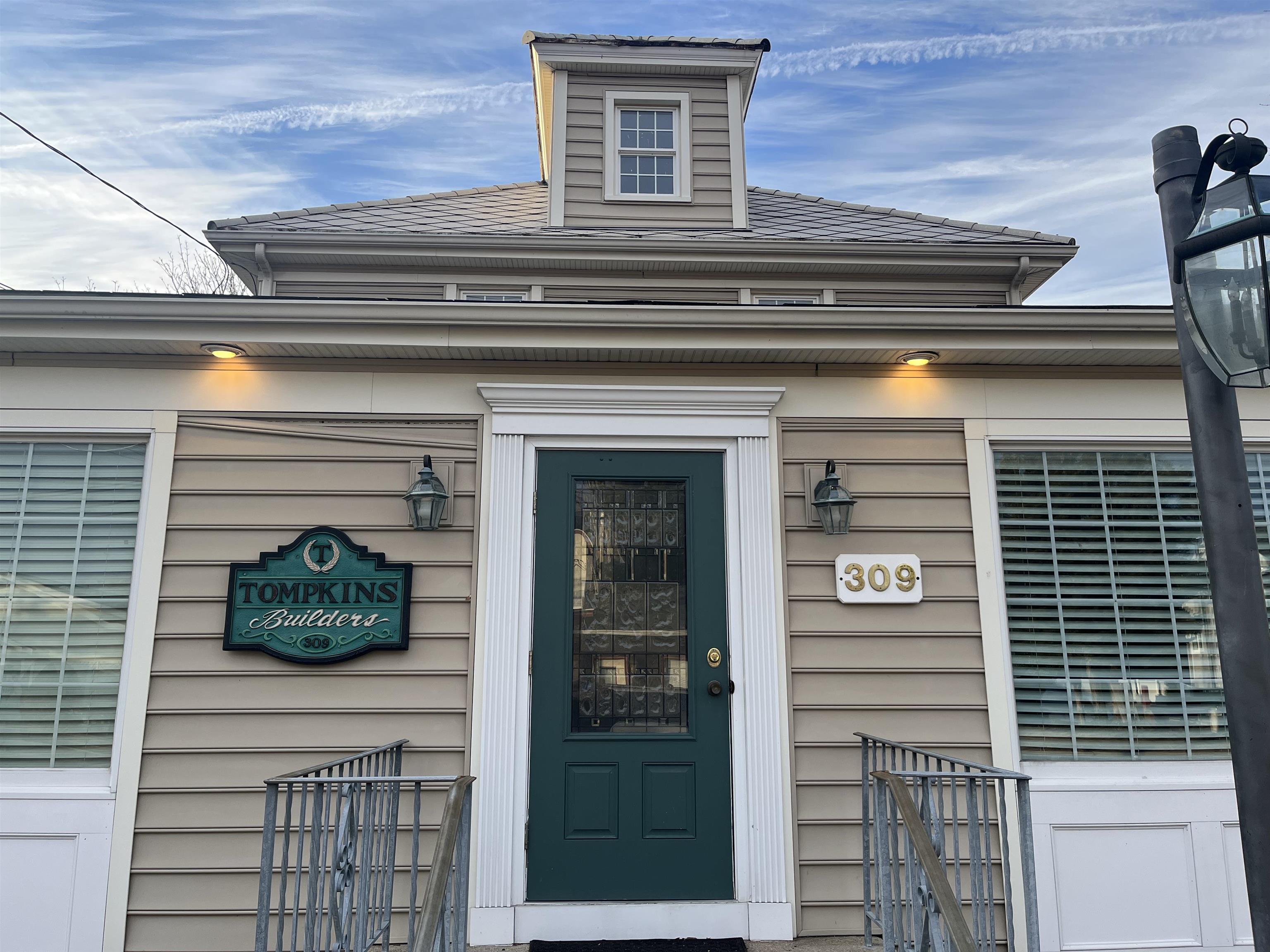 309 S Main Street - Picture 2