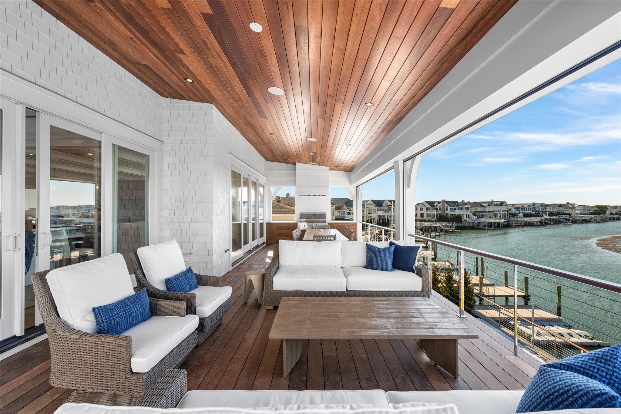 11605 Paradise Drive 